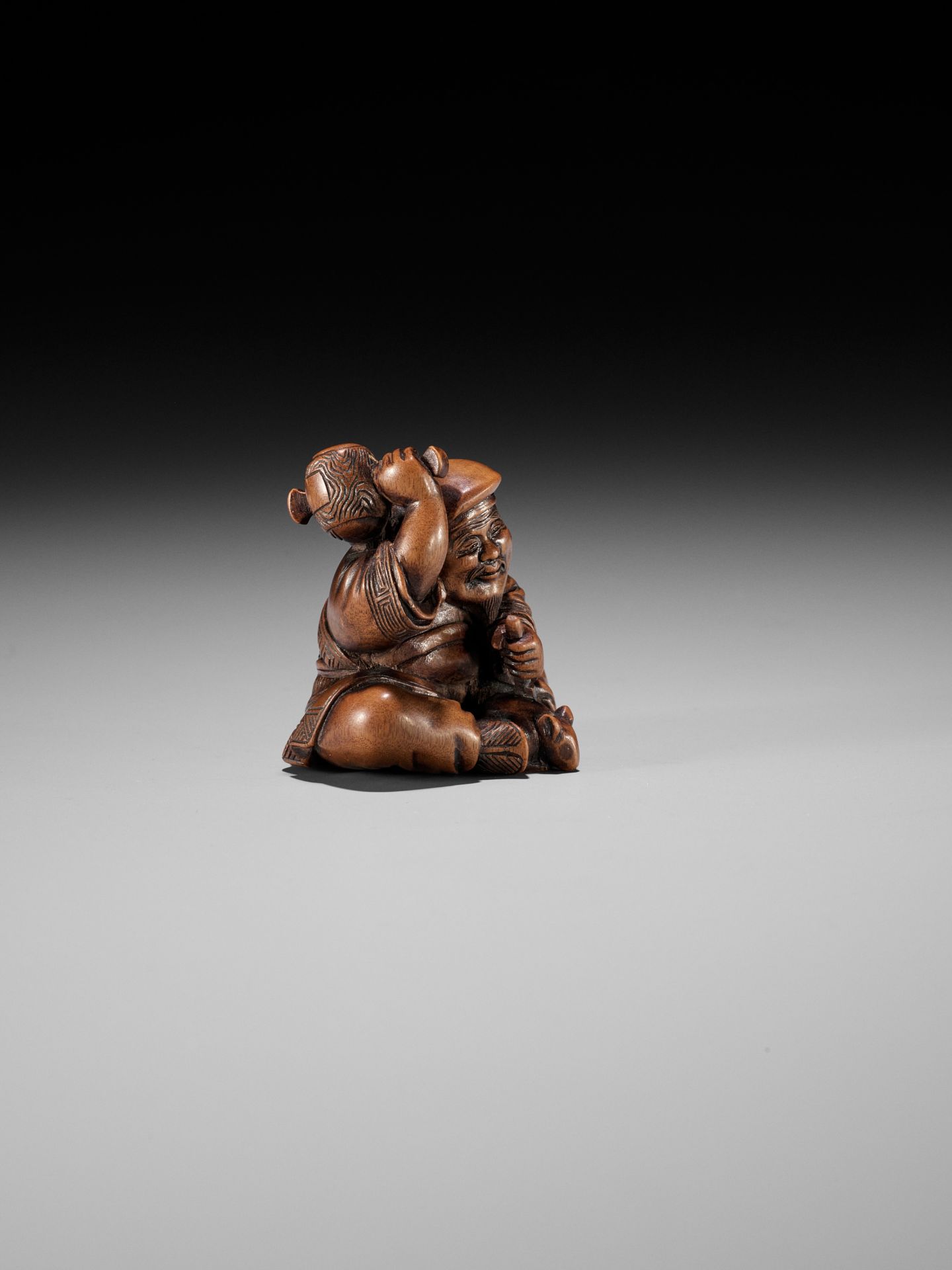 MASANAO: A RARE WOOD NETSUKE OF DAIKOKU CARVING A RAT - Bild 10 aus 12