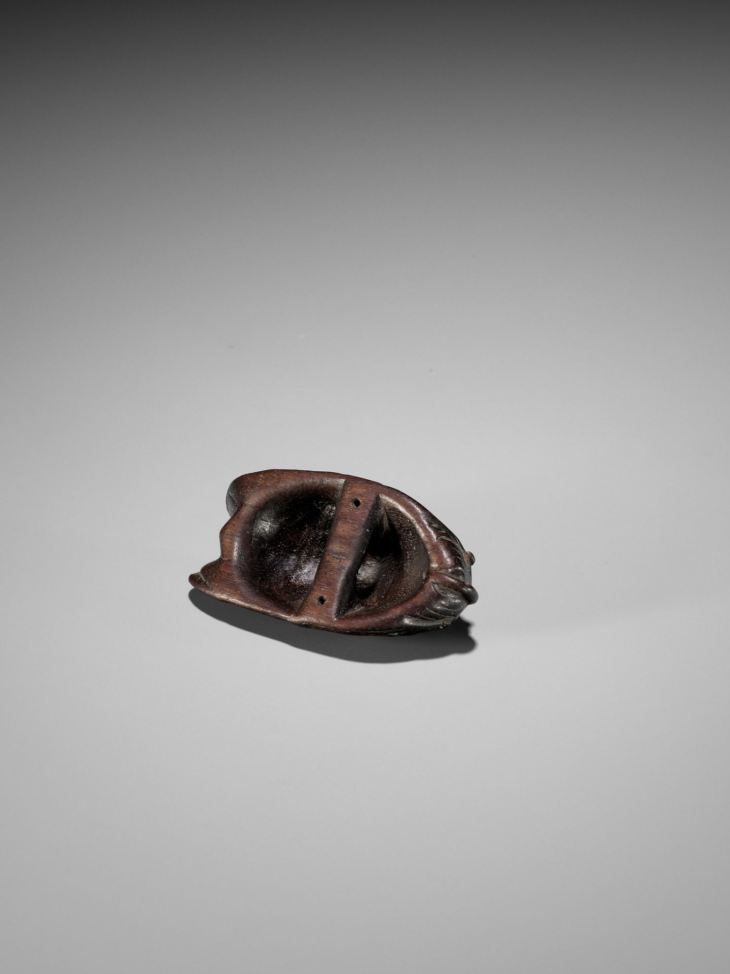 A RARE AND UNUSUAL WOOD MASK NETSUKE OF A CICADA - Image 12 of 12