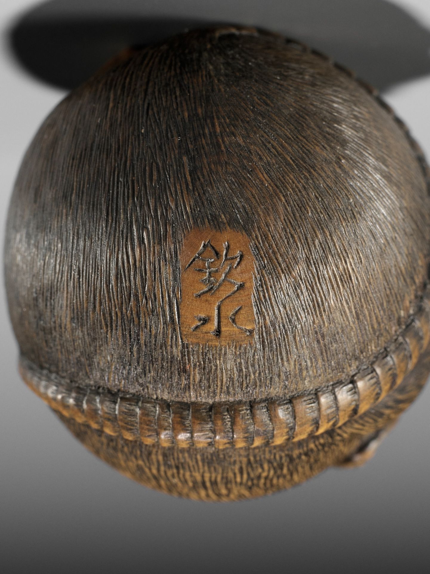 KINSUI: A CONTEMPORARY WOOD NETSUKE OF A COILED RAT - Image 11 of 12