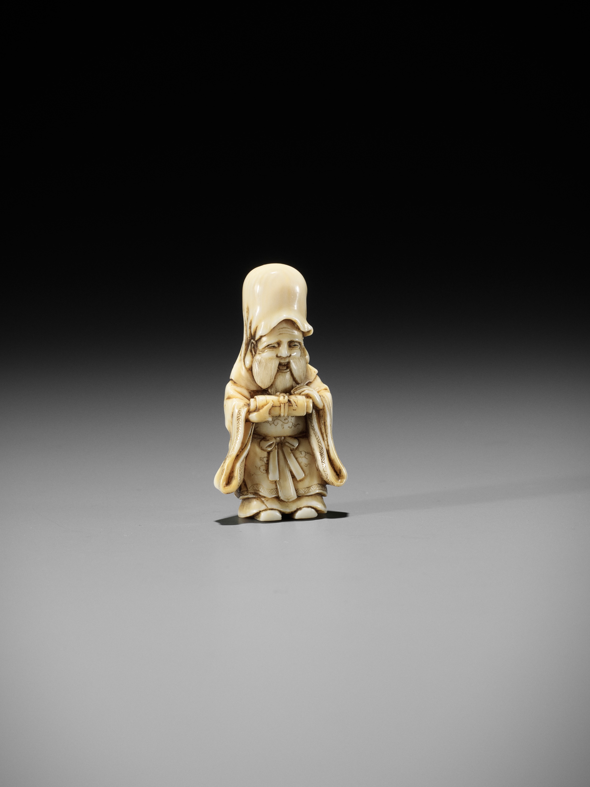 GYOKKOSAI: A FINE IVORY NETSUKE OF JUROJIN HOLDING A SCROLL - Image 10 of 13