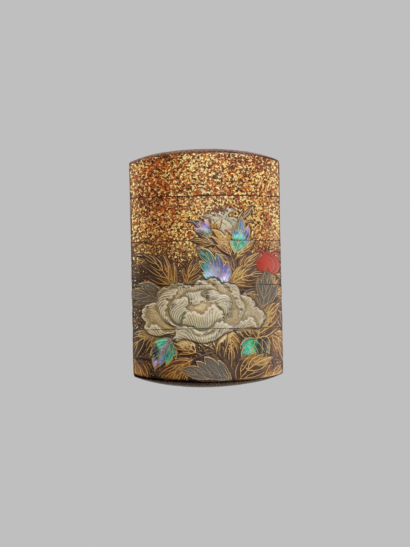 KOMA KORYU: A FINE LACQUER FOUR-CASE INRO WITH PEONIES - Image 2 of 7