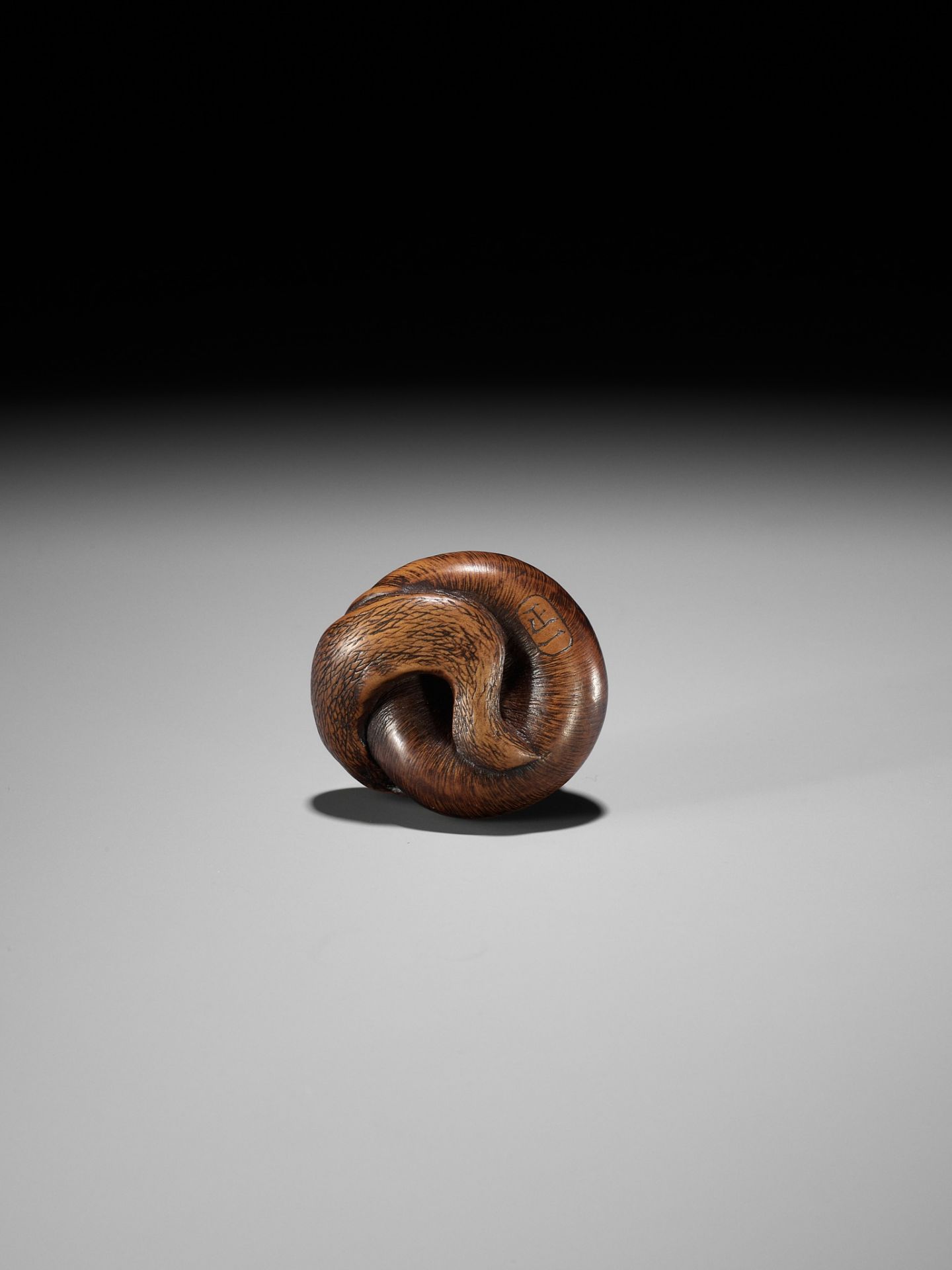 MASAKAZU: A RARE YAMADA SCHOOL WOOD NETSUKE OF TWO SNAILS - Image 5 of 13