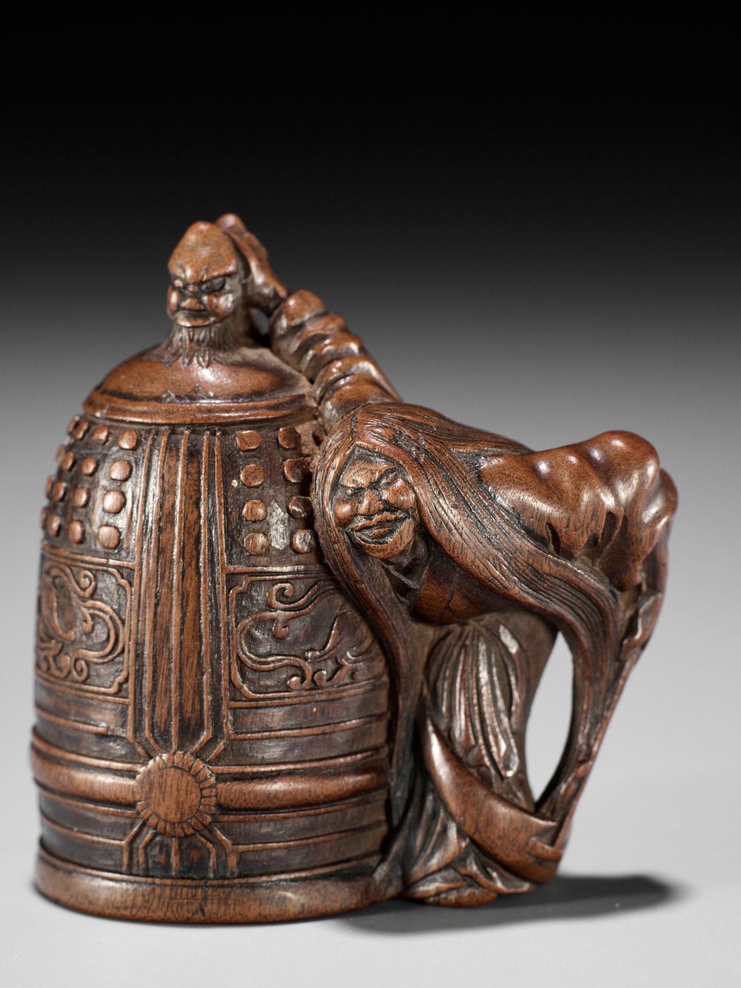 MASAKAZU: A SUPERB NAGOYA SCHOOL WOOD NETSUKE OF KIYOHIME