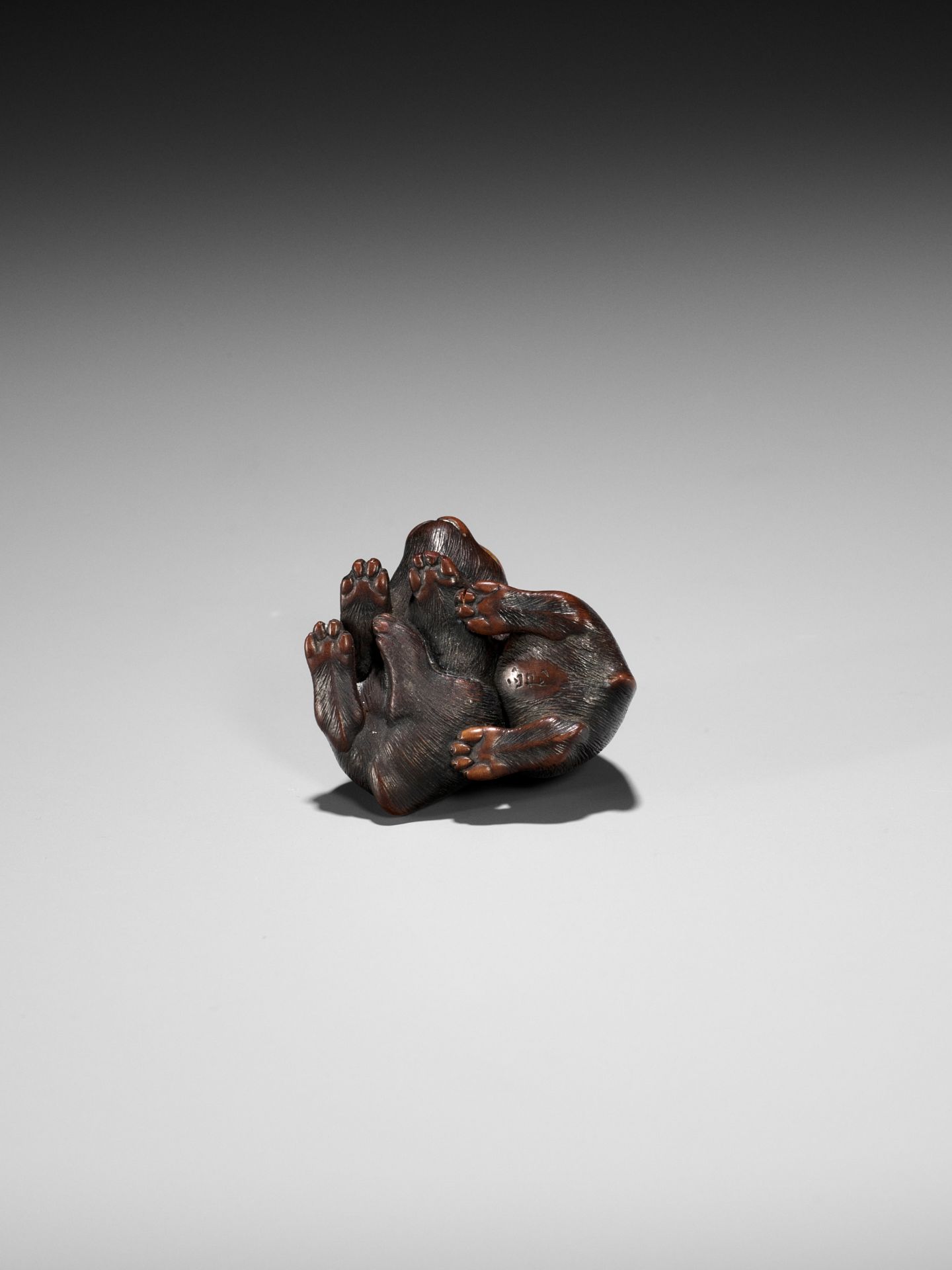 MASATADA: A FINE WOOD NETSUKE OF TWO RABBITS WITH AMBER EYES - Image 10 of 11