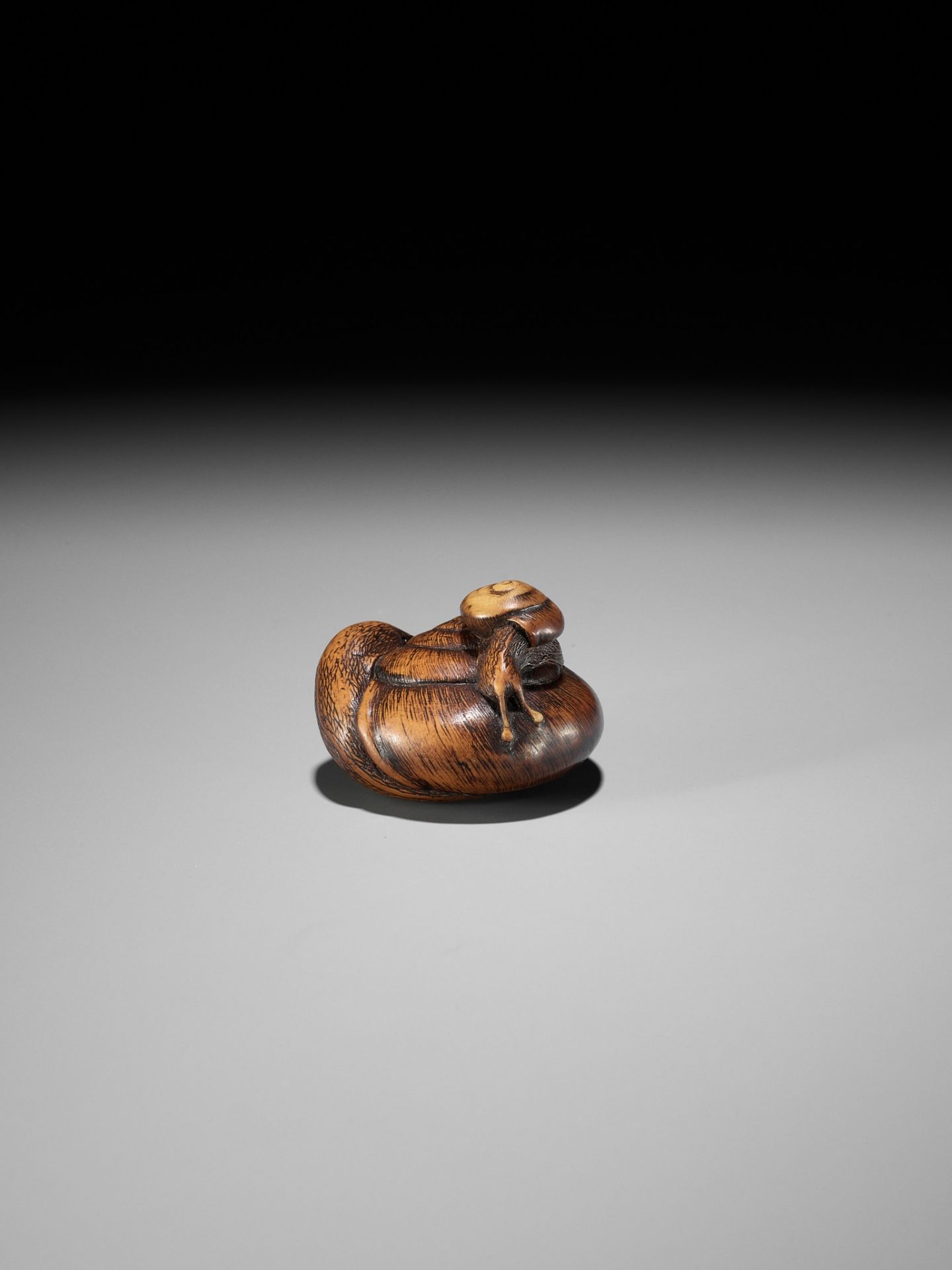 MASAKAZU: A RARE YAMADA SCHOOL WOOD NETSUKE OF TWO SNAILS - Image 3 of 13