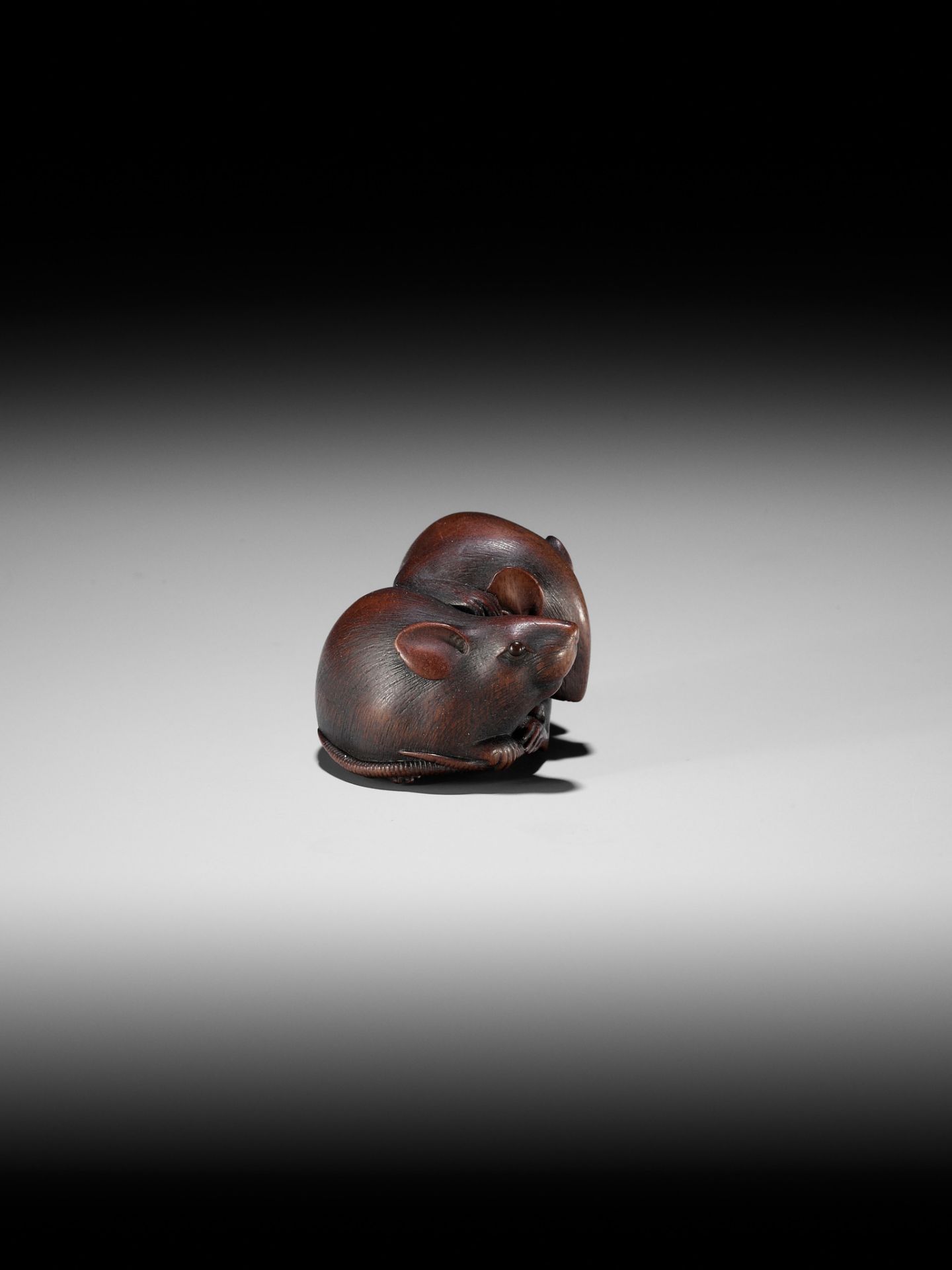 IKKAN: A SUPERB WOOD NETSUKE OF TWO RATS - Image 13 of 16