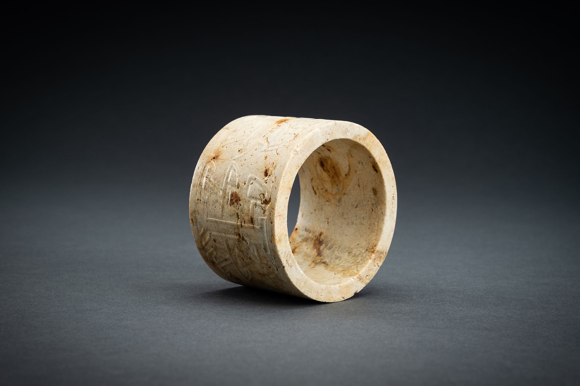 AN ARCHAISTIC JADE CONG, QING DYNASTY OR EARLIER - Image 11 of 14