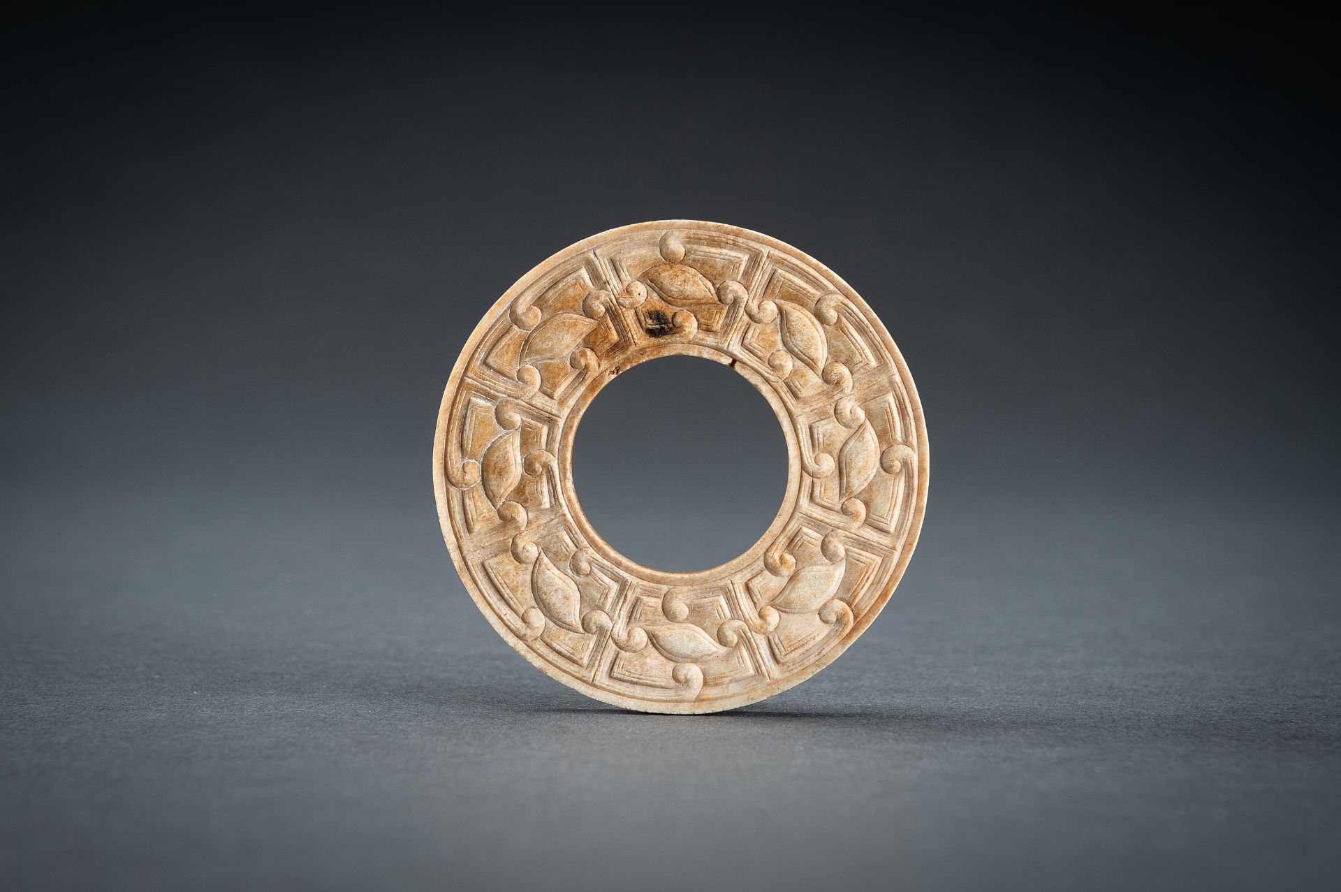 A SMALL OCHRE JADE ARCHAISTIC BI DISC, QING - Image 4 of 15