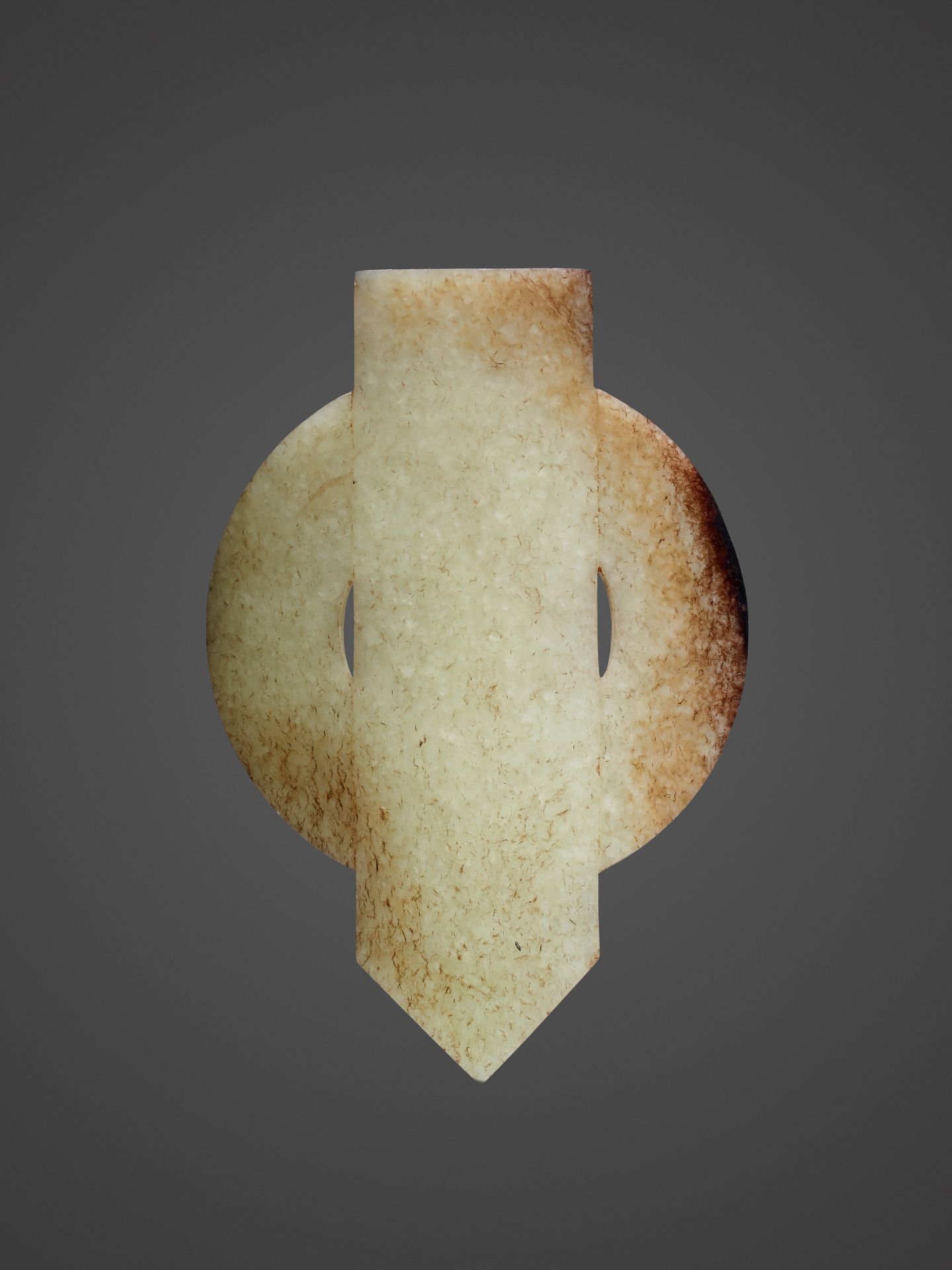 AN ARCHAISTIC PALE YELLOW AND RUSSET JADE DISC AND BLADE, GUIBI, QING - Image 9 of 9