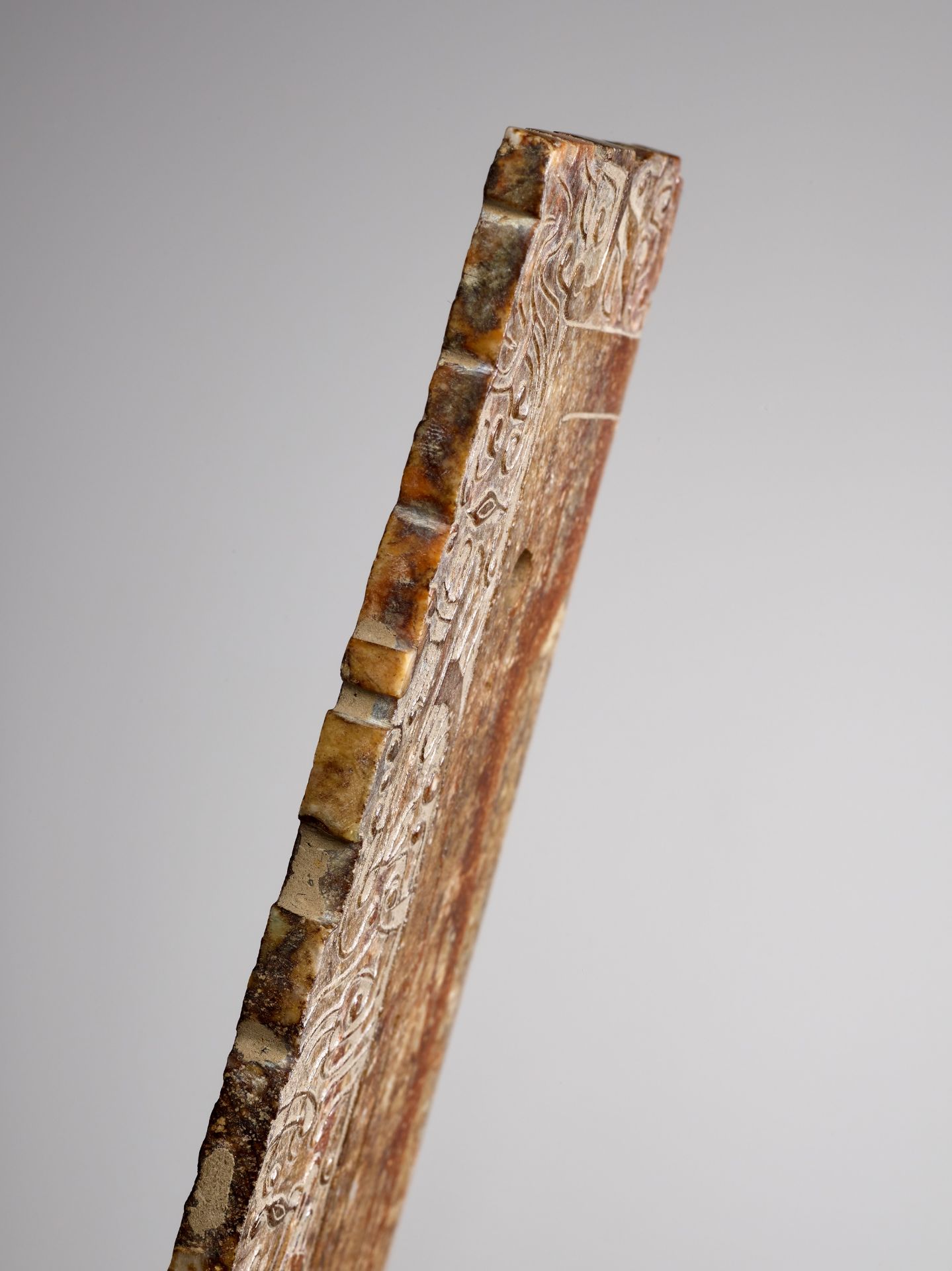 A FINELY DECORATED BROWN JADE AXE, QING - Image 3 of 13