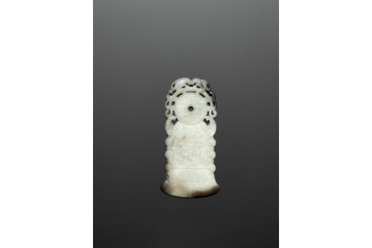 A BLACK AND WHITE JADE 'ARCHAISTIC' AXE-FORM OPENWORK PENDANT, 18TH CENTURY - Image 2 of 9