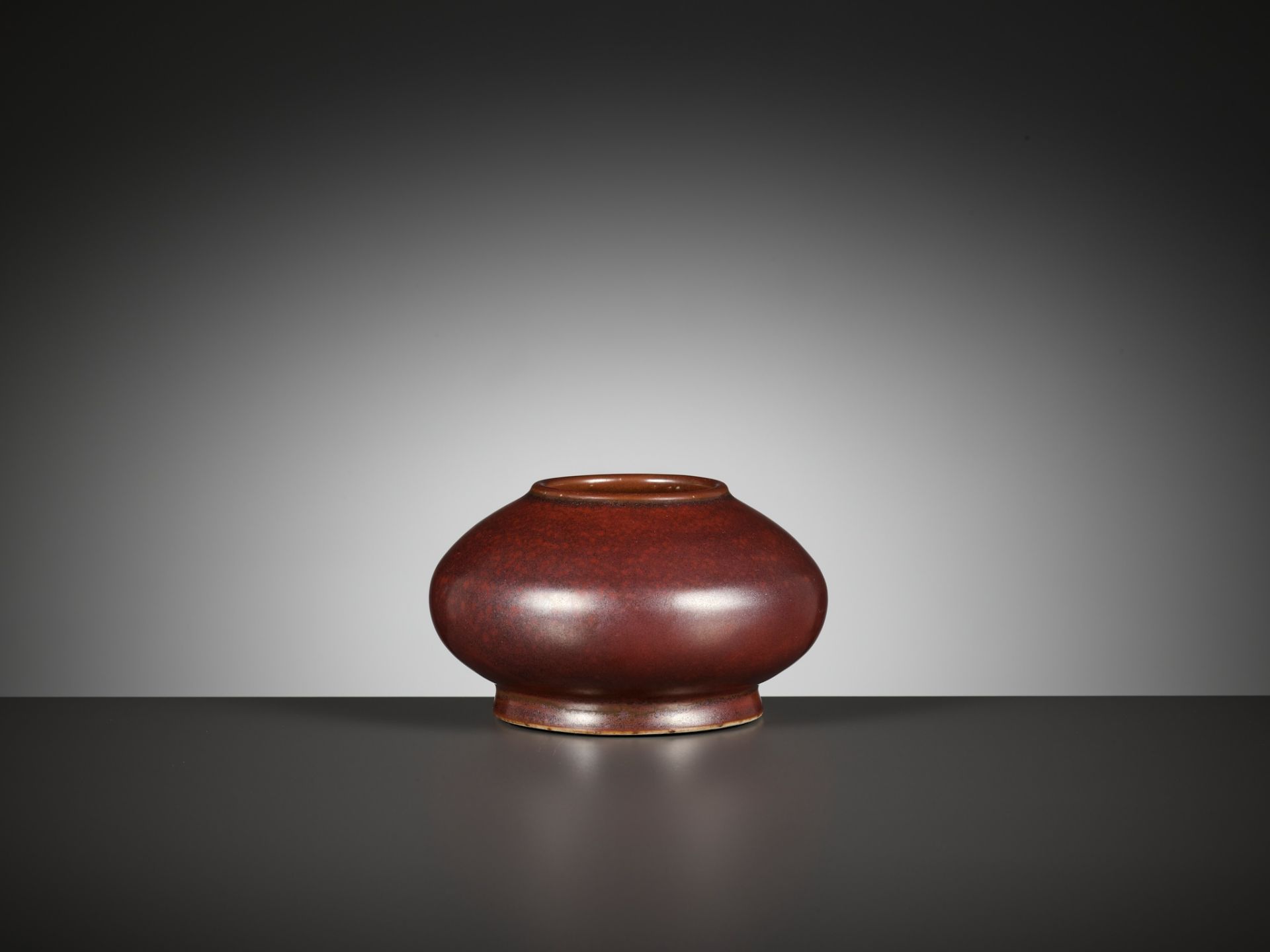 AN IRON-RUST GLAZED WATERPOT, QING DYNASTY - Image 6 of 9