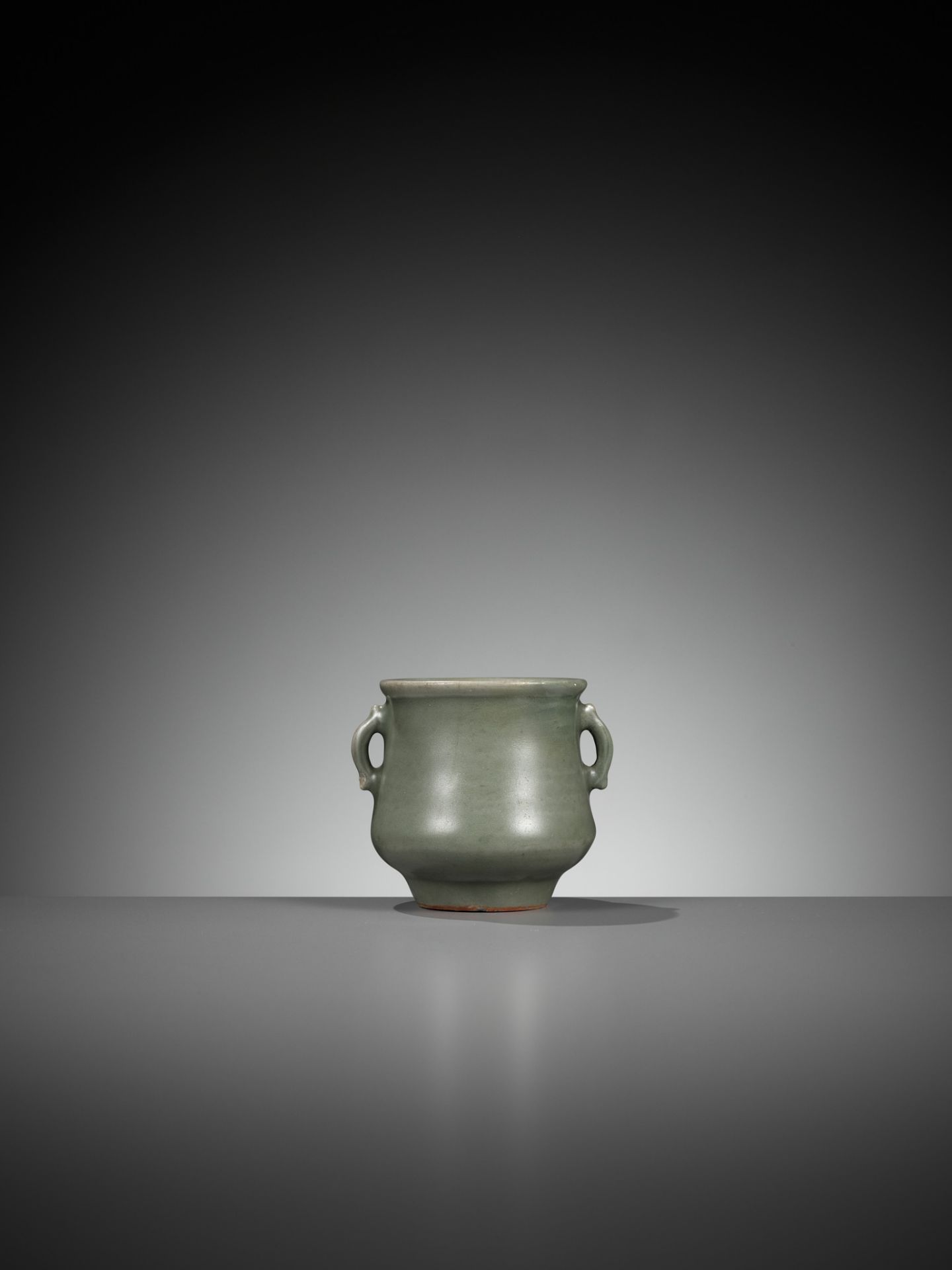A SMALL LONGQUAN CELADON CENSER, SONG TO YUAN DYNASTY - Image 5 of 8