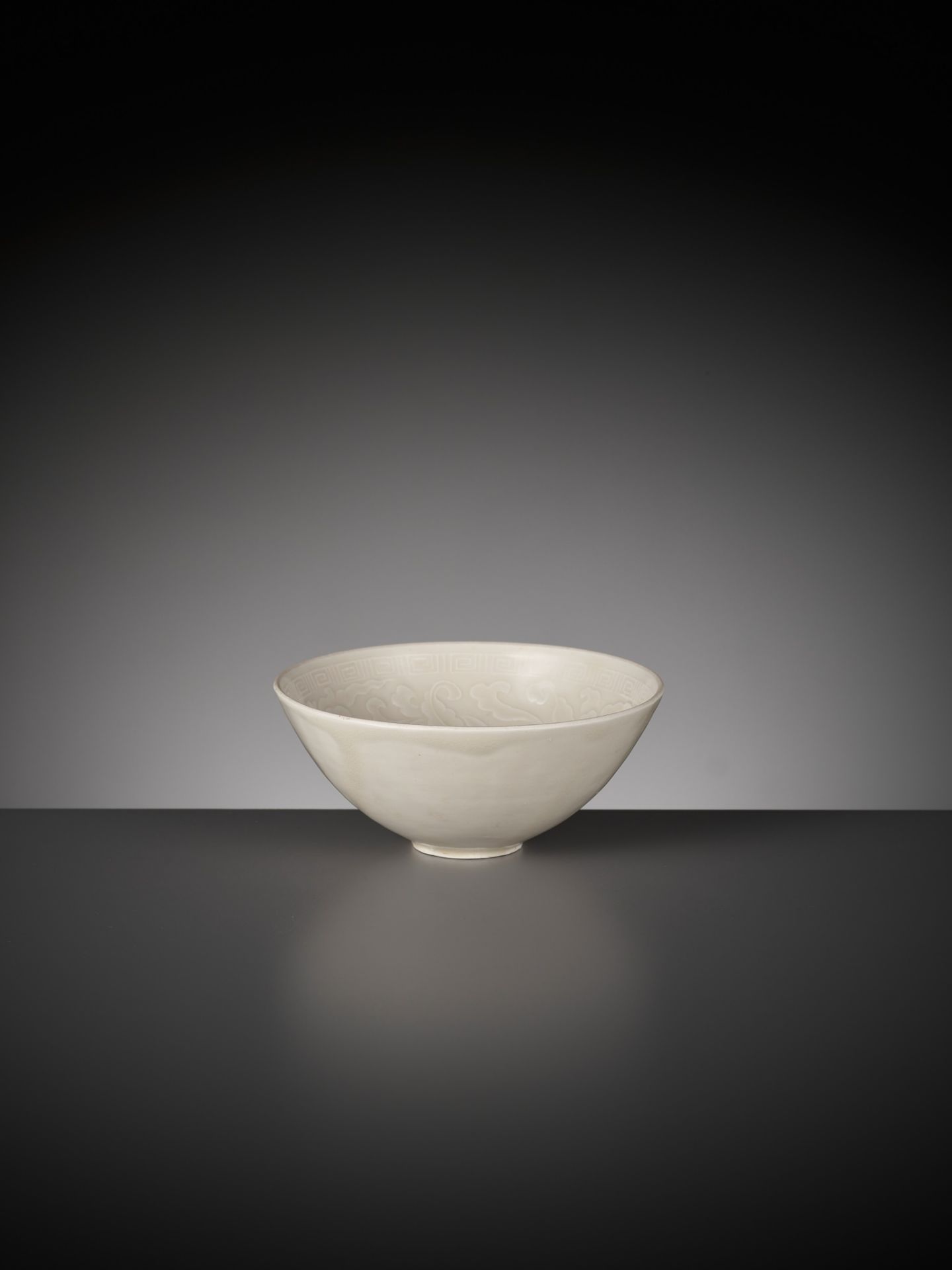 A SMALL MOLDED DING 'POMEGRANATE' BOWL, NORTHERN SONG TO JIN DYNASTY - Image 5 of 14