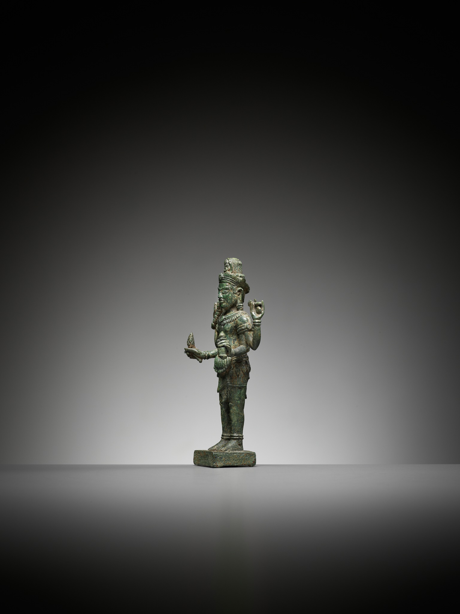 A KHMER BRONZE FIGURE OF AVALOKITESHVARA, ANGKOR PERIOD - Image 9 of 13