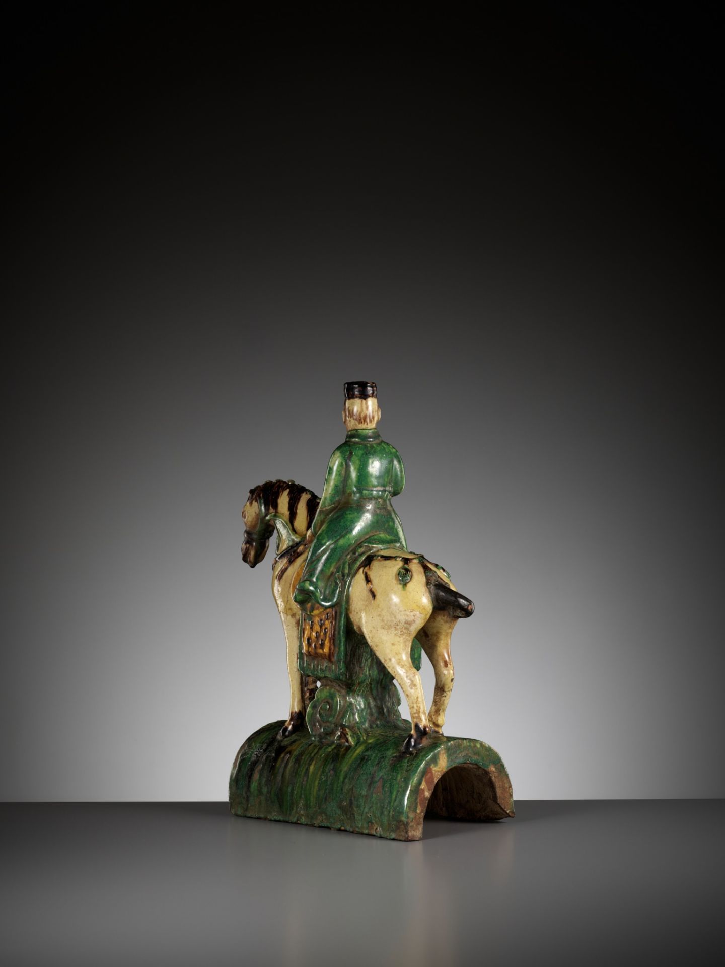 A SANCAI GLAZED EQUESTRIAN-FORM ROOF TILE, MING DYNASTY - Image 8 of 11