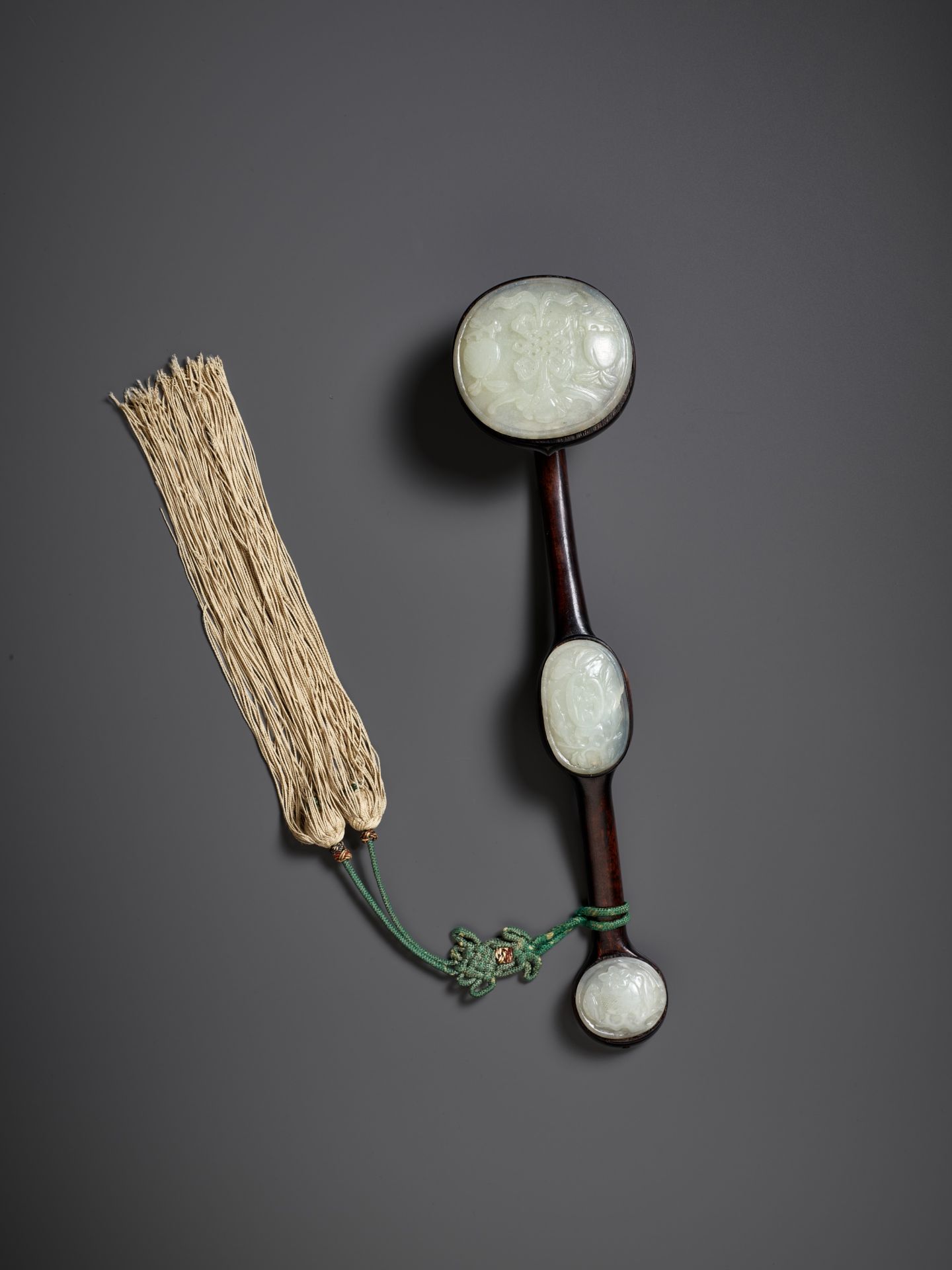 A PALE CELADON JADE-MOUNTED WOOD RUYI SCEPTER, QING DYNASTY - Image 2 of 12