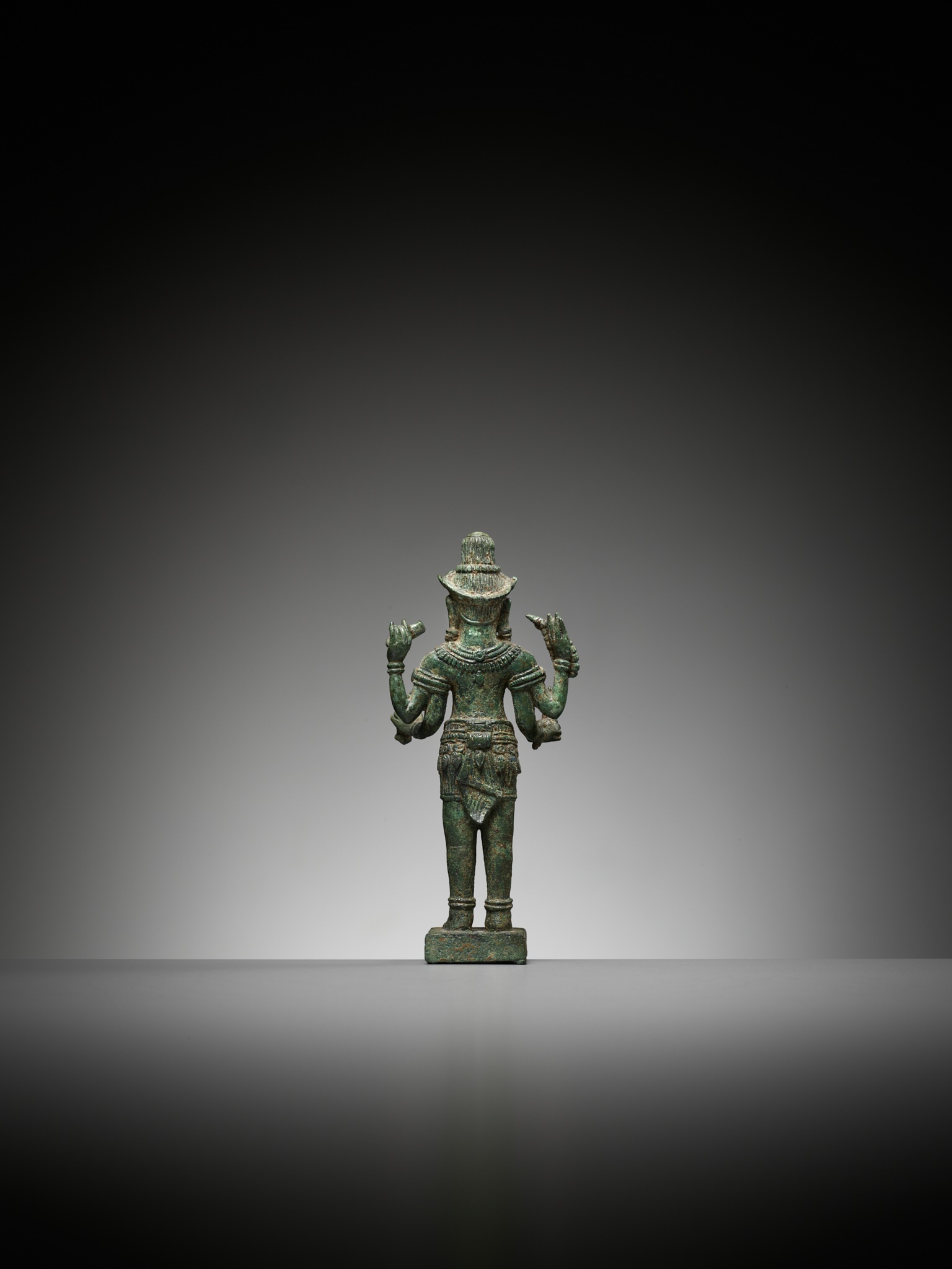 A KHMER BRONZE FIGURE OF AVALOKITESHVARA, ANGKOR PERIOD - Image 10 of 13