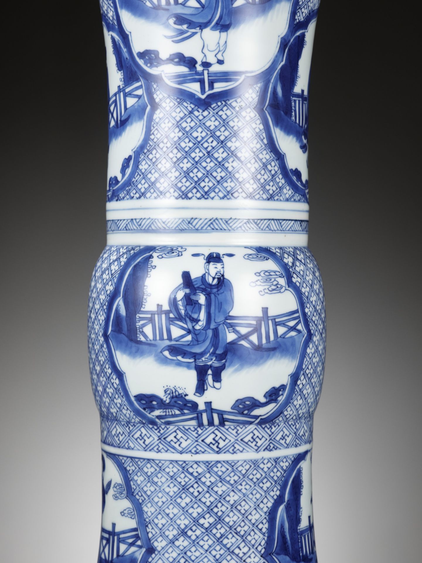 A RARE BLUE AND WHITE 'EIGHT IMMORTALS' BEAKER VASE, GU, KANGXI PERIOD - Image 2 of 19