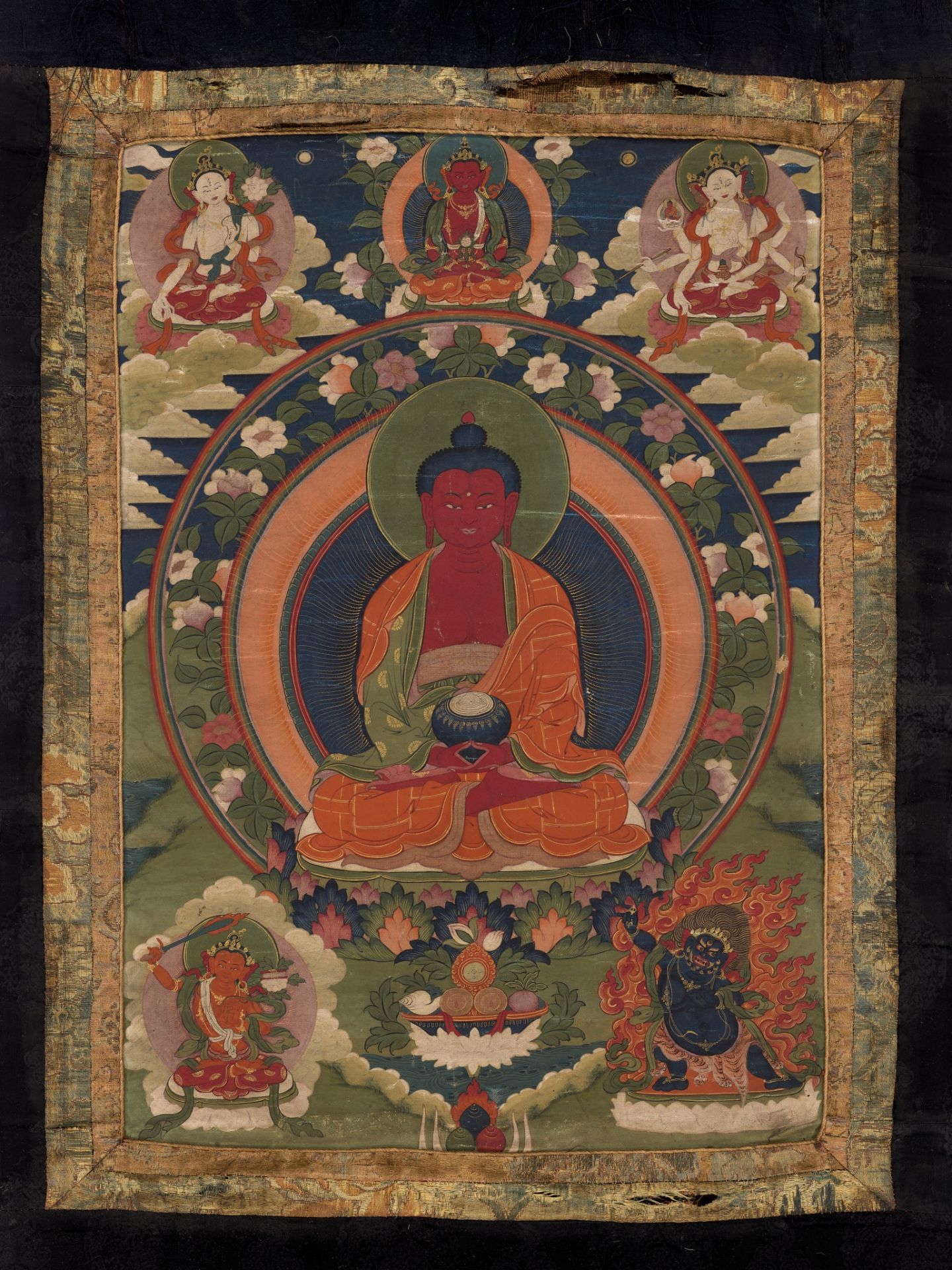 A THANGKA OF RED AMITHABA, TIBET, 18TH-19TH CENTURY - Bild 9 aus 14