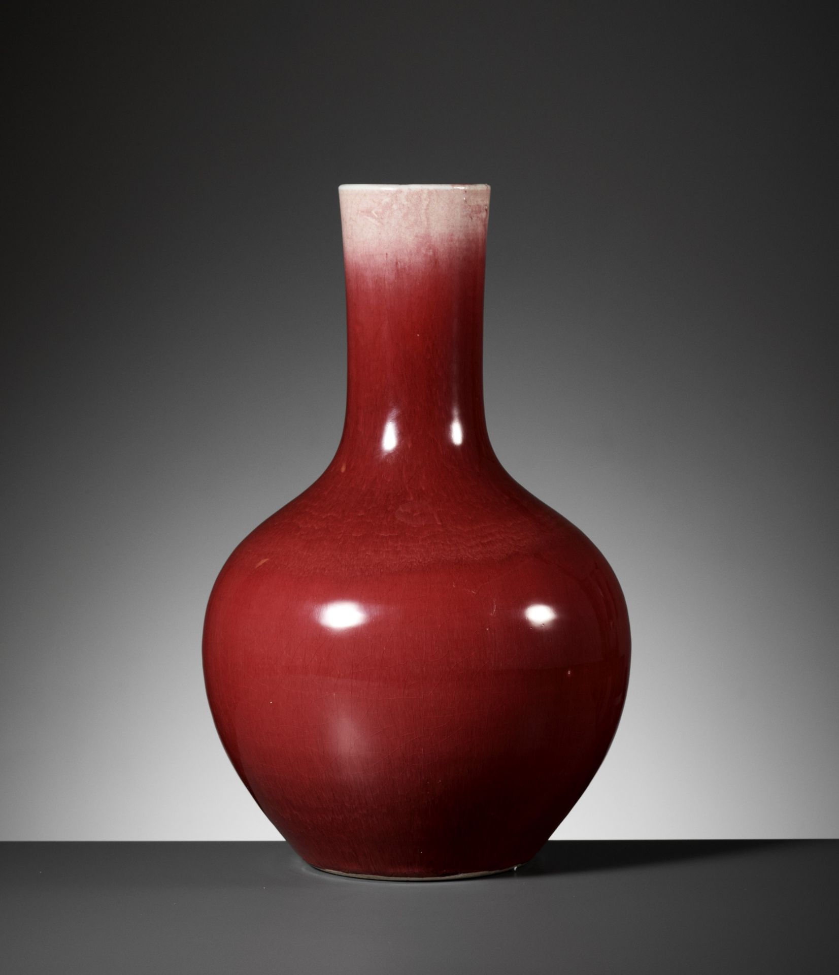 A LANGYAO VASE, TIANQIUPING, QING DYNASTY