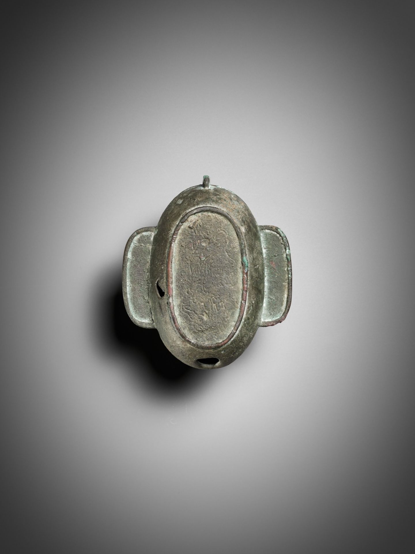 AN OVAL BRONZE FOLDING OIL LAMP, DENG, HAN DYNASTY - Image 15 of 16