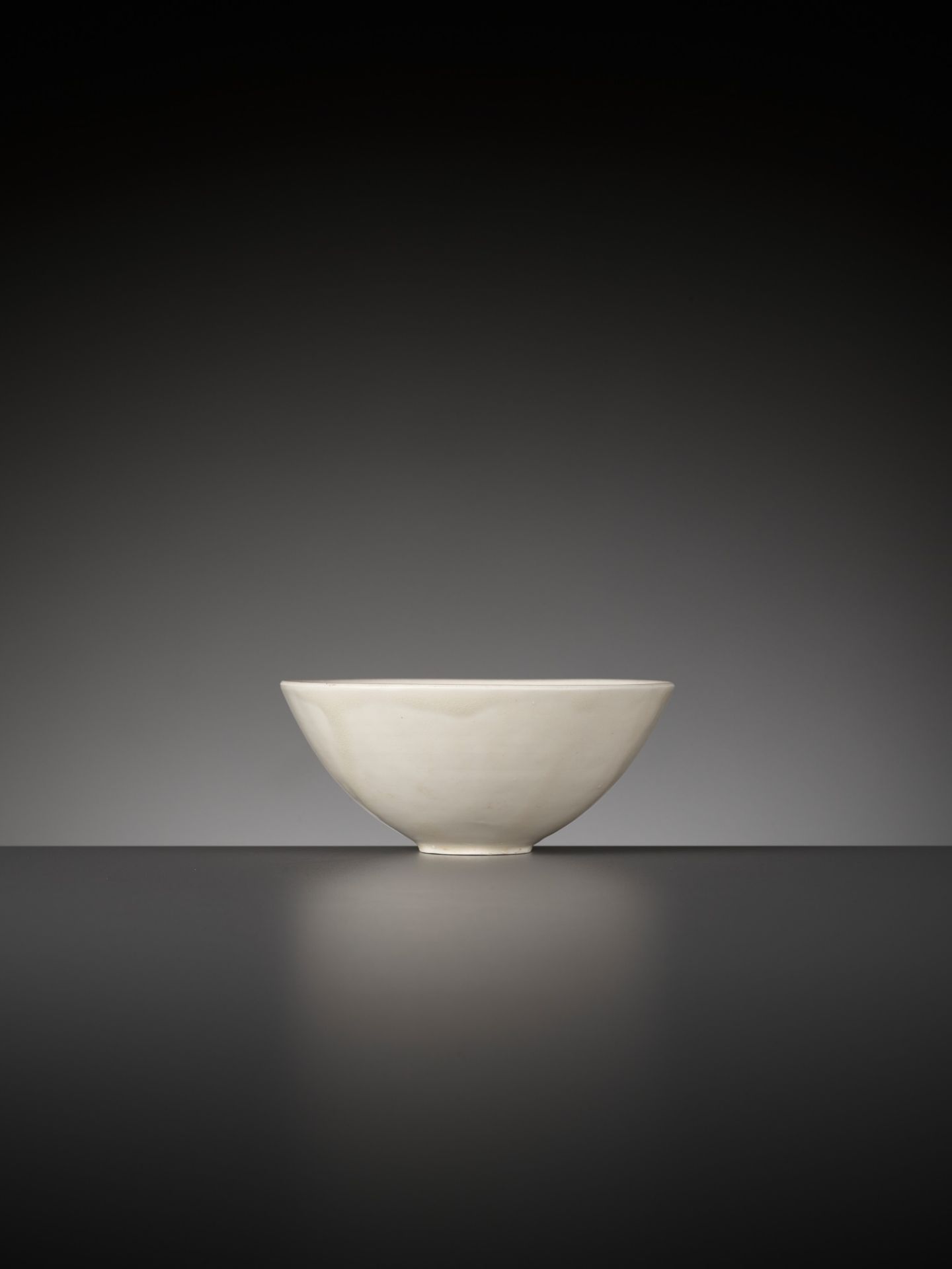 A SMALL MOLDED DING 'POMEGRANATE' BOWL, NORTHERN SONG TO JIN DYNASTY - Image 8 of 14