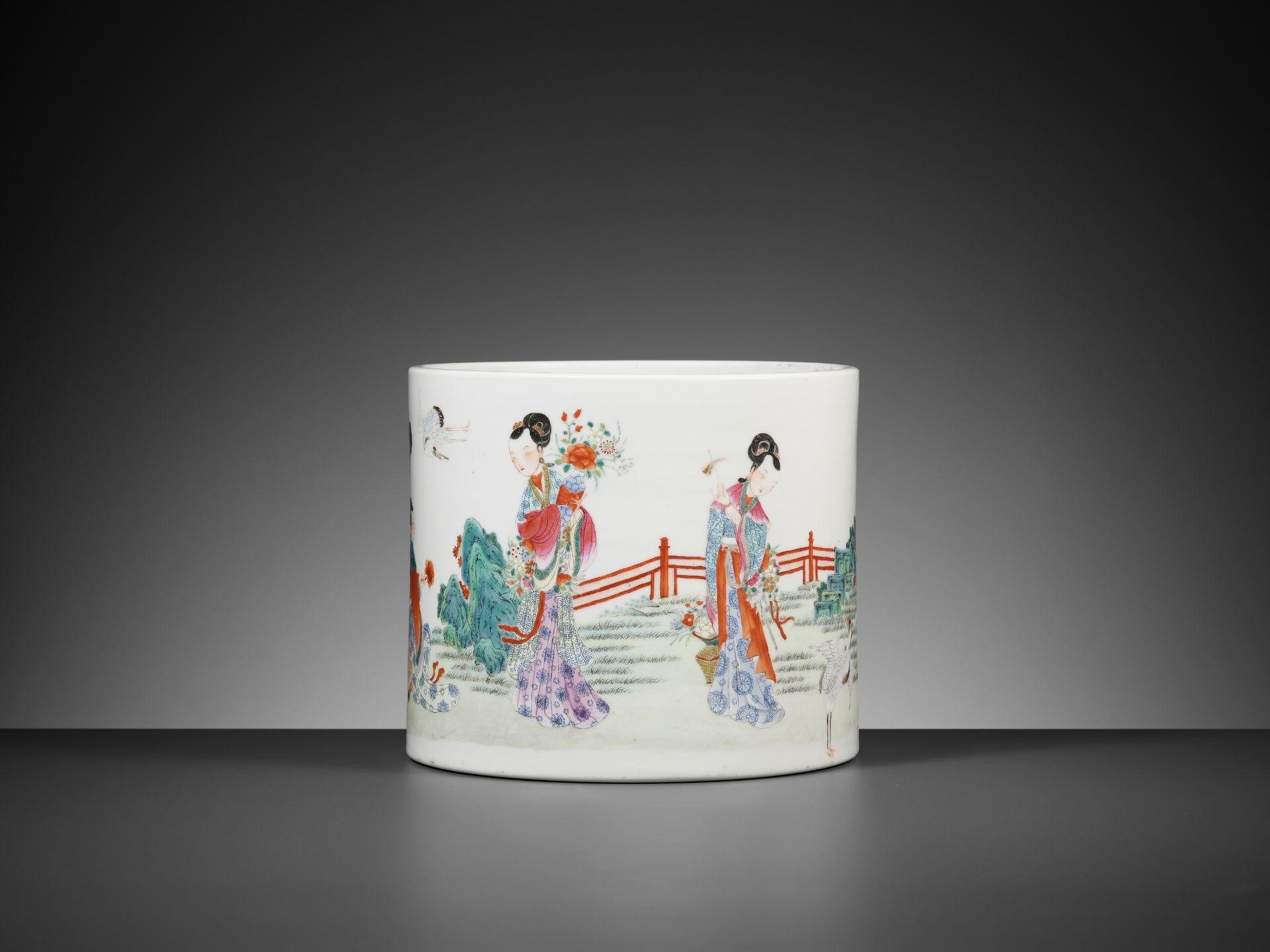 A LARGE FAMILLE ROSE 'MAGU, HE XIANGU AND LAN CAIHE' BRUSHPOT, BITONG, 18TH CENTURY - Image 11 of 14