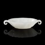 A WHITE JADE MUGHAL-STYLE LOBED BOWL, 18TH CENTURY