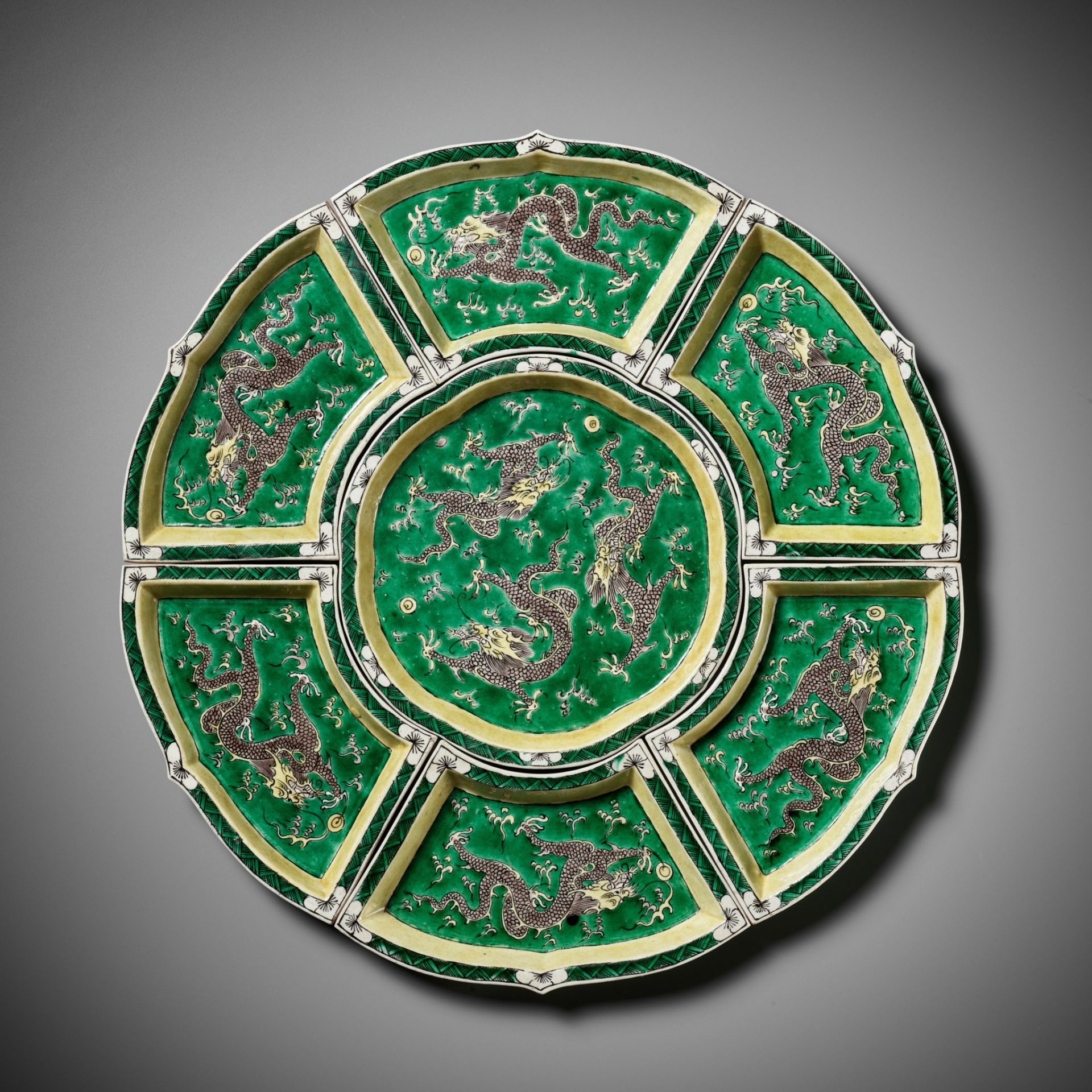 A FAMILLE VERTE 'DRAGON' SWEETMEAT SET, KANGXI PERIOD