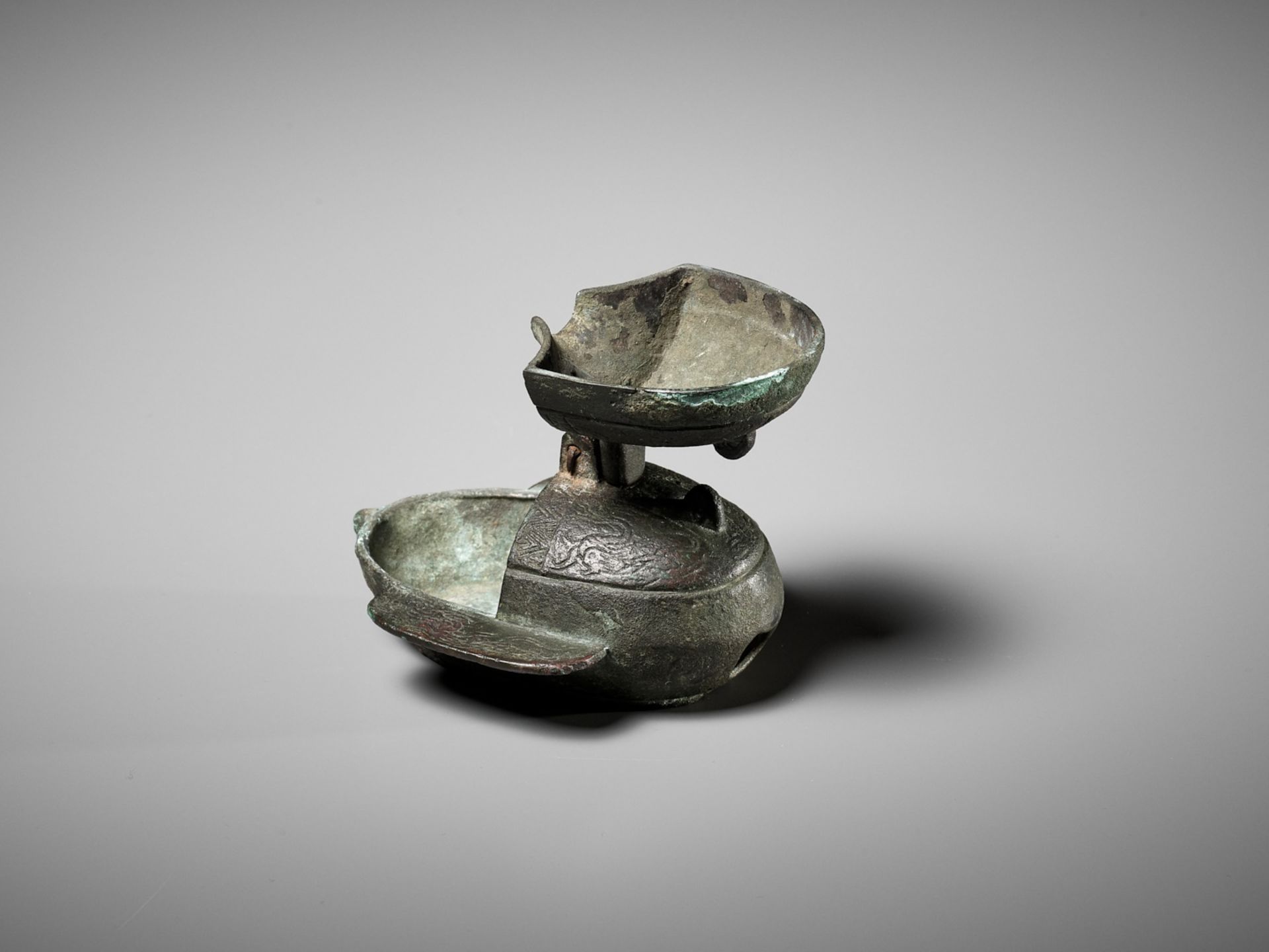 AN OVAL BRONZE FOLDING OIL LAMP, DENG, HAN DYNASTY - Image 13 of 16