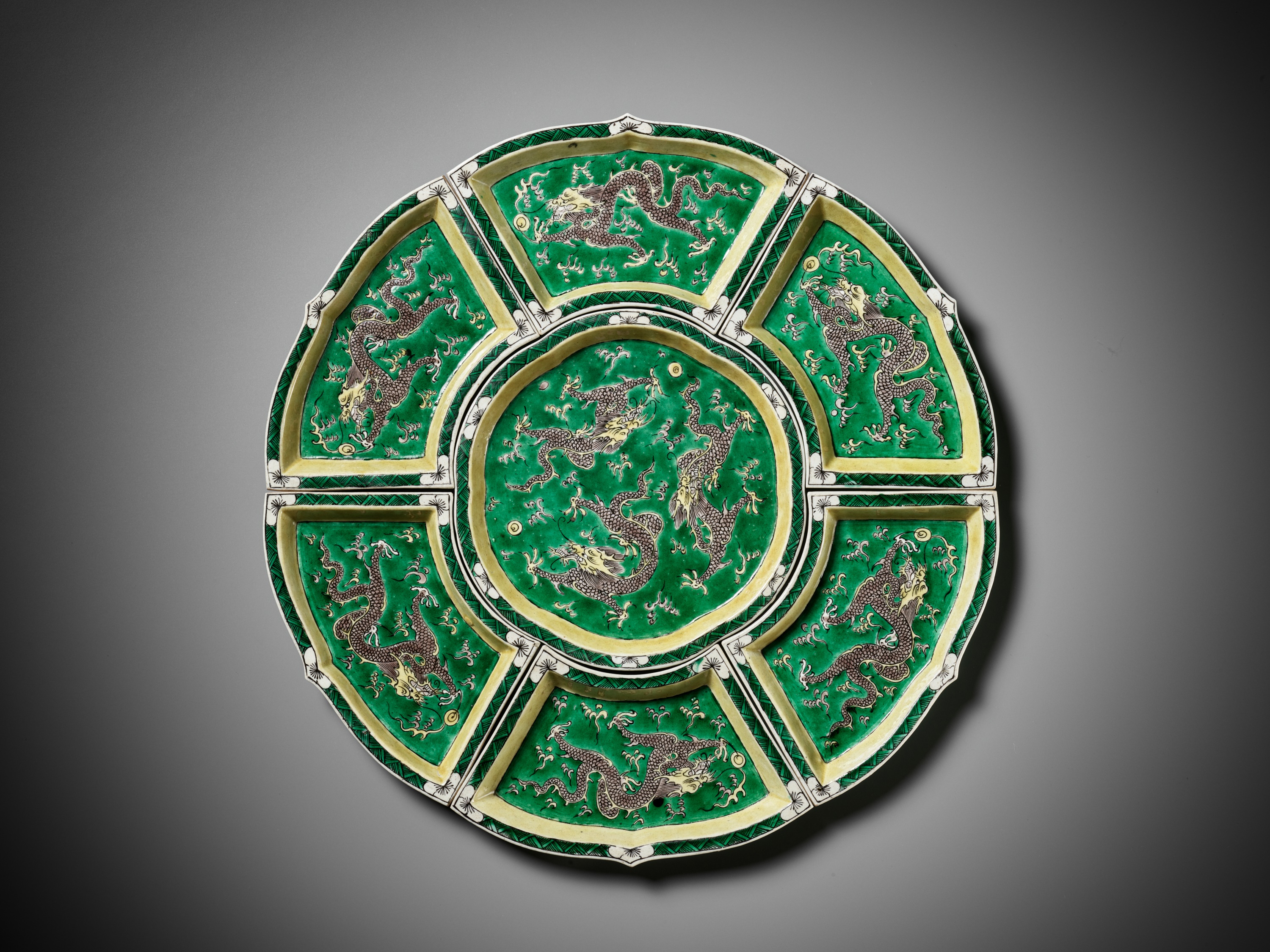 A FAMILLE VERTE 'DRAGON' SWEETMEAT SET, KANGXI PERIOD - Image 9 of 9