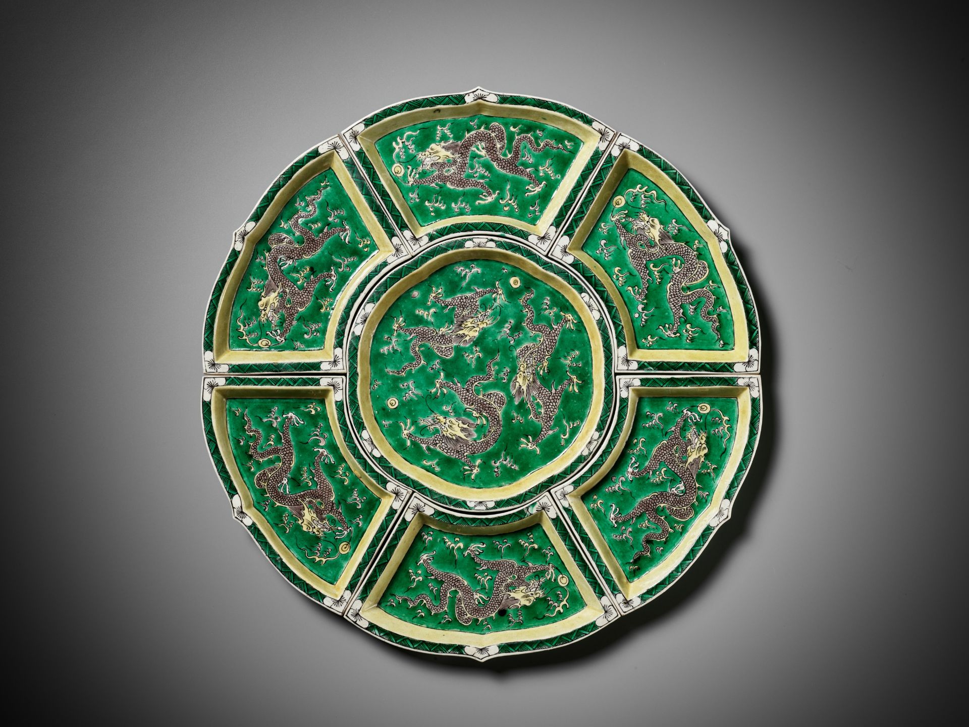 A FAMILLE VERTE 'DRAGON' SWEETMEAT SET, KANGXI PERIOD - Bild 9 aus 9