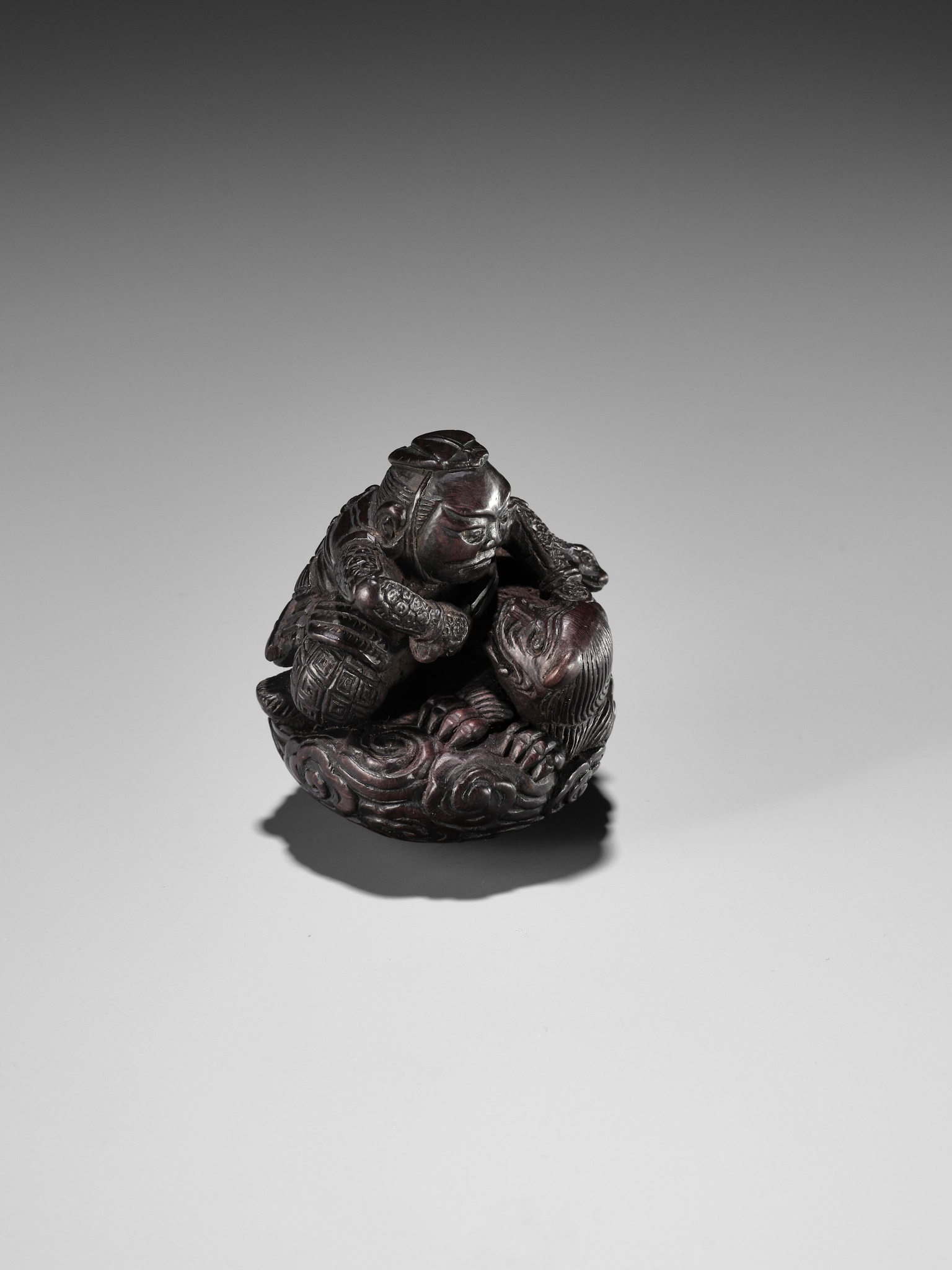 A POWERFUL WOOD NETSUKE OF INO HAYATA SLAYING THE NUE - Image 7 of 10