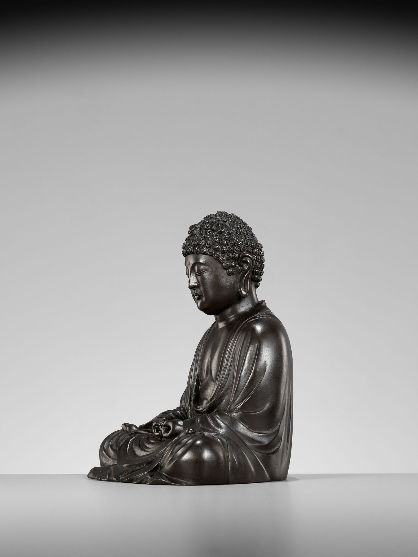 SHOKAKEN EISHUN: A BRONZE FIGURE OF AMIDA NYORAI AFTER THE GREAT BUDDHA OF KAMAKURA - Image 7 of 12