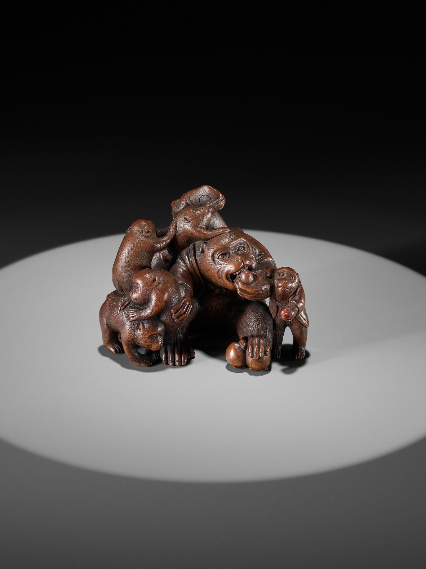 UNHODO MASAYOSHI: A SUPERB WOOD OKIMOO OF A GROUP OF MONKEYS AND DOG - Image 4 of 16