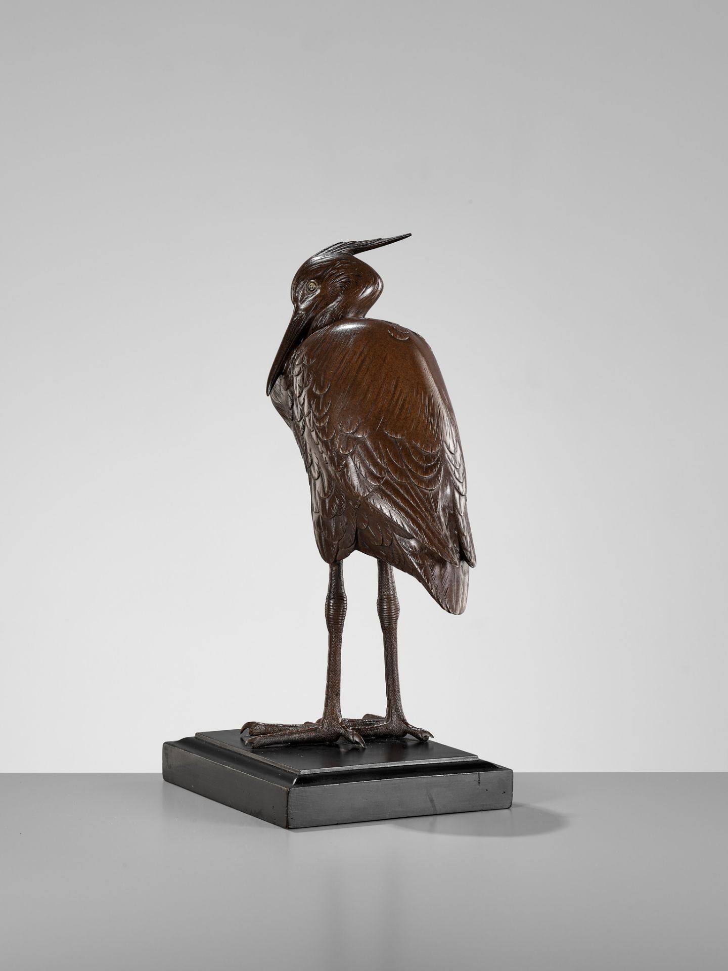 A FINE BRONZE OKIMONO OF A HERON - Image 6 of 11