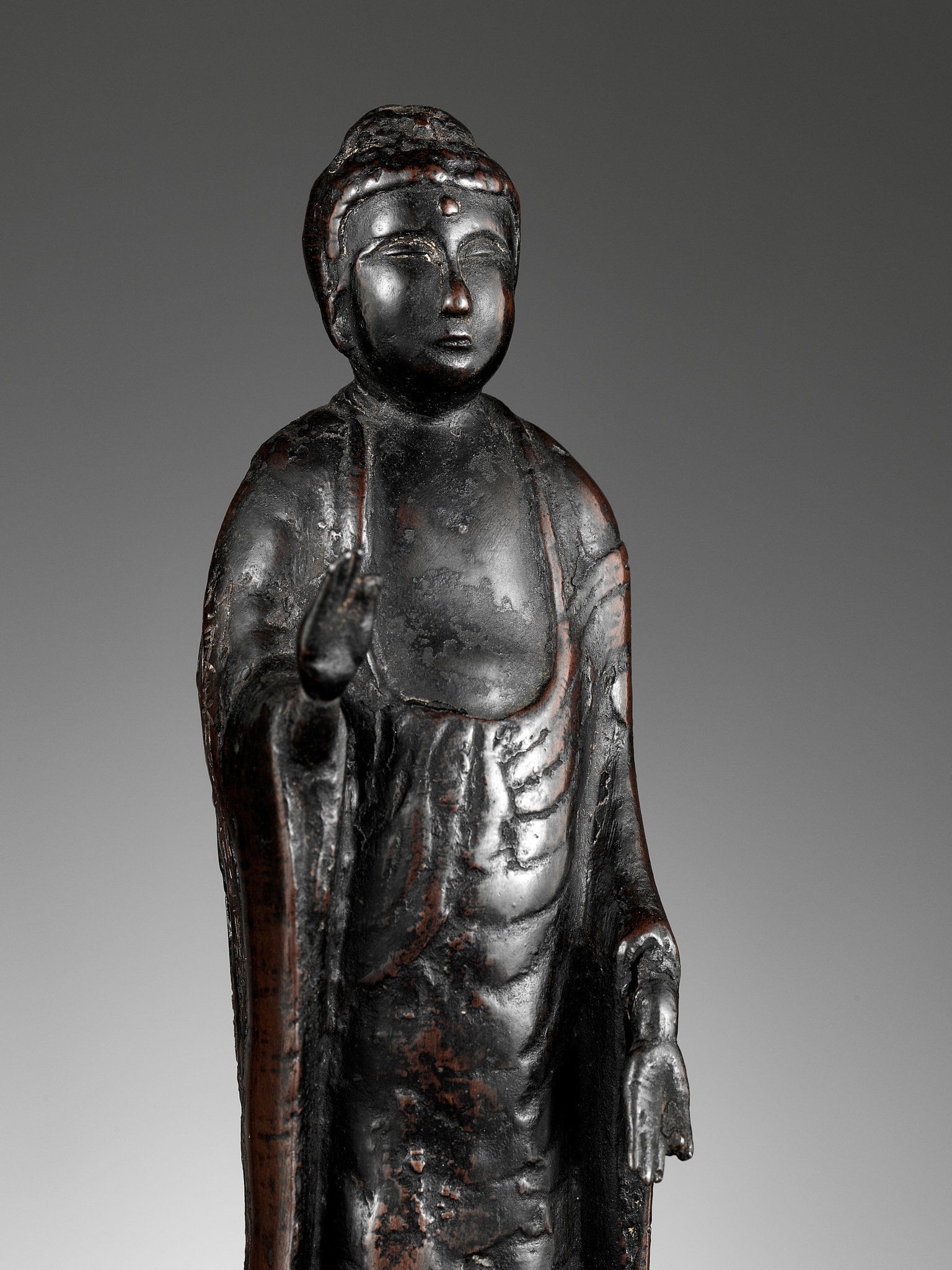 A BRONZE FIGURE OF AMIDA NYORAI, HEIAN TO EARLY KAMAKURA