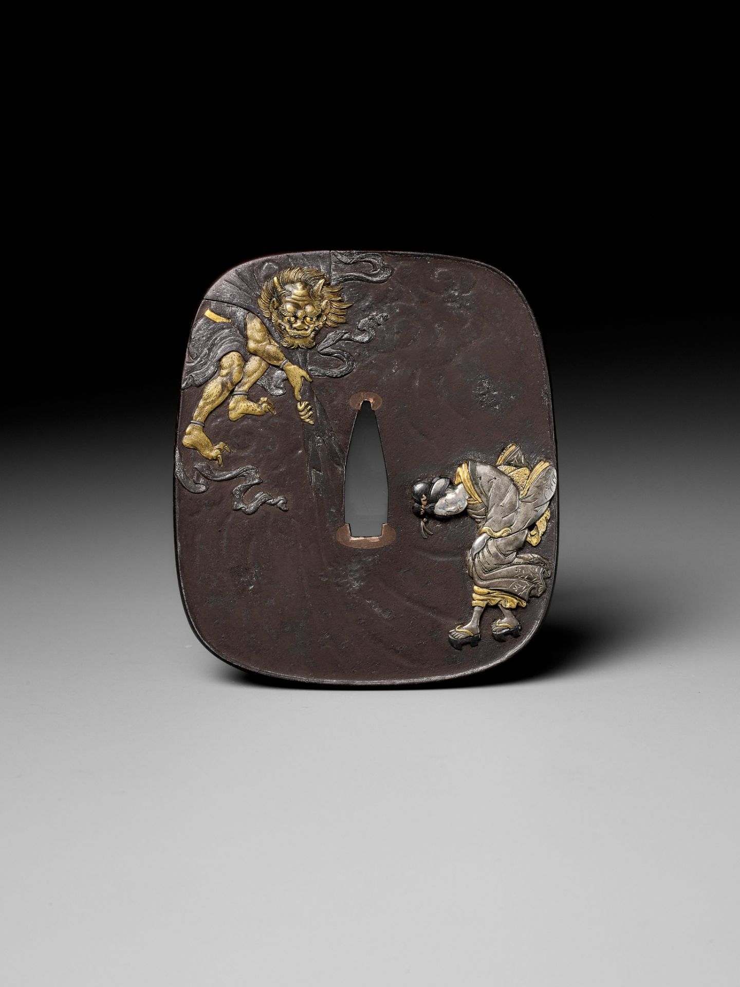 HAGIYA KATSUHIRA: A FINE IRON TSUBA WITH FUJIN AND GEISHA - Bild 2 aus 5