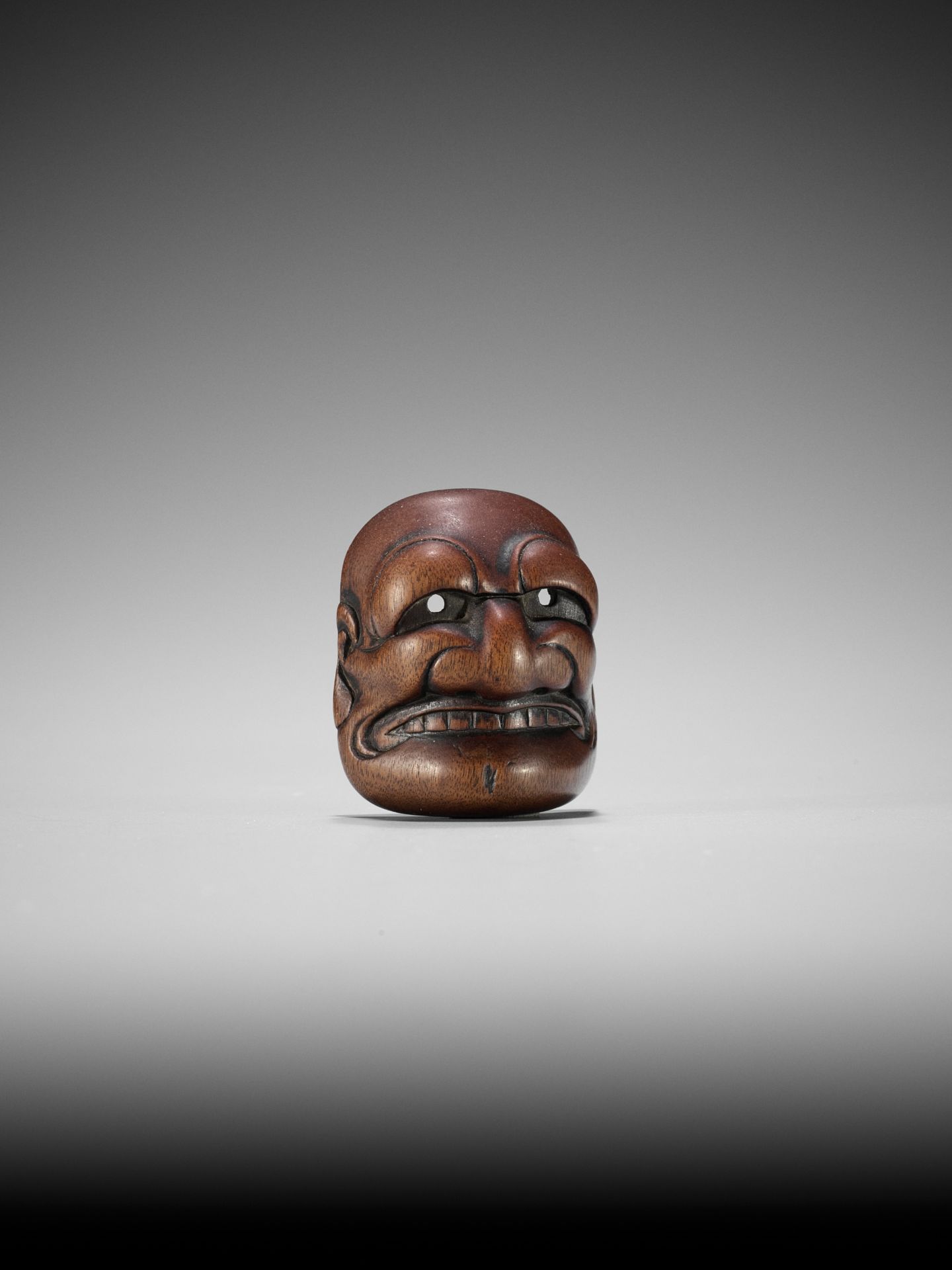 TADATOSHI: A FINE NAGOYA SCHOOL WOOD MASK NETSUKE OF BUAKU - Bild 8 aus 11