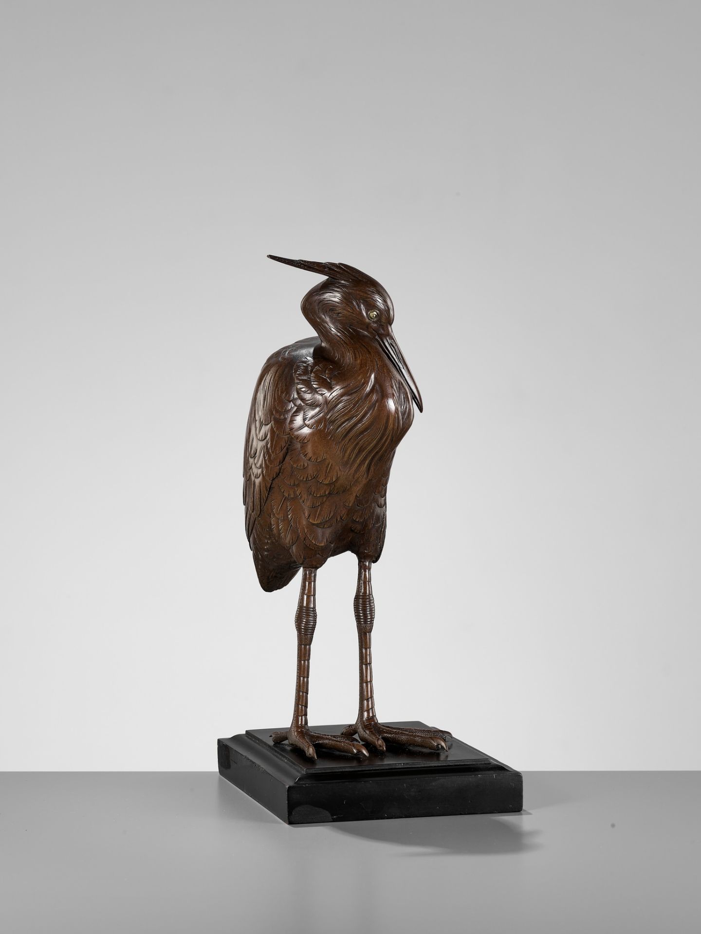 A FINE BRONZE OKIMONO OF A HERON - Image 9 of 11