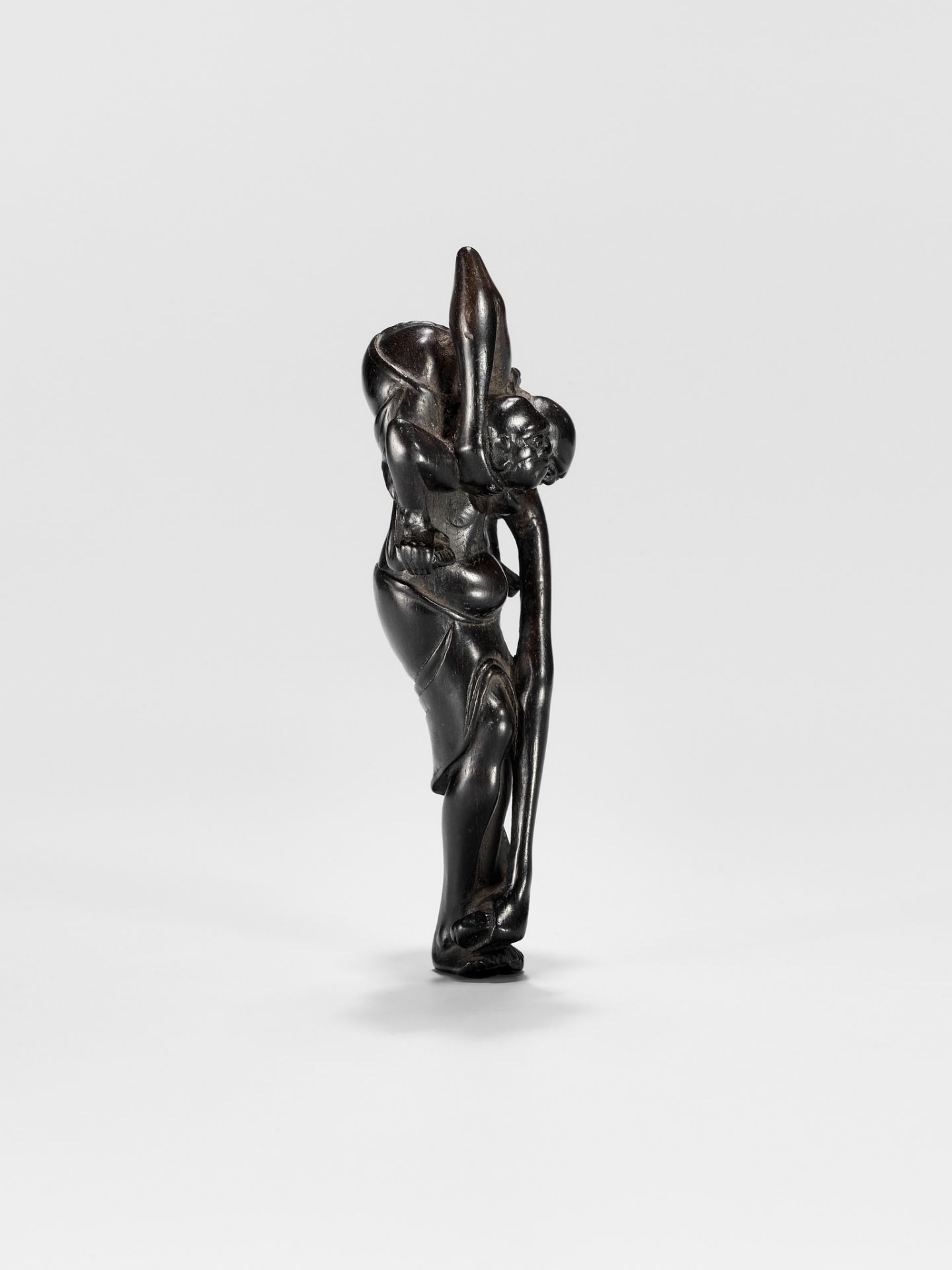 A TALL EBONY WOOD NETSUKE OF ASHINAGA AND TENAGA - Image 11 of 13