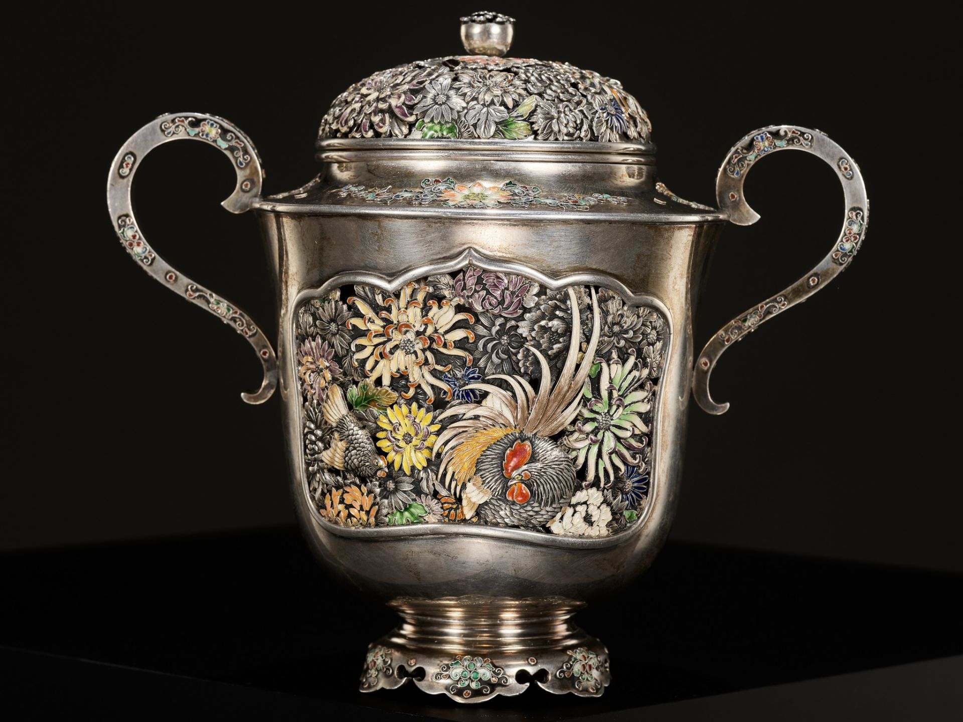 A MASTERFUL SILVER AND CLOISONNÃ‰ ENAMEL KORO, ATTRIBUTED TO HIRATSUKA MOHEI - Image 3 of 13