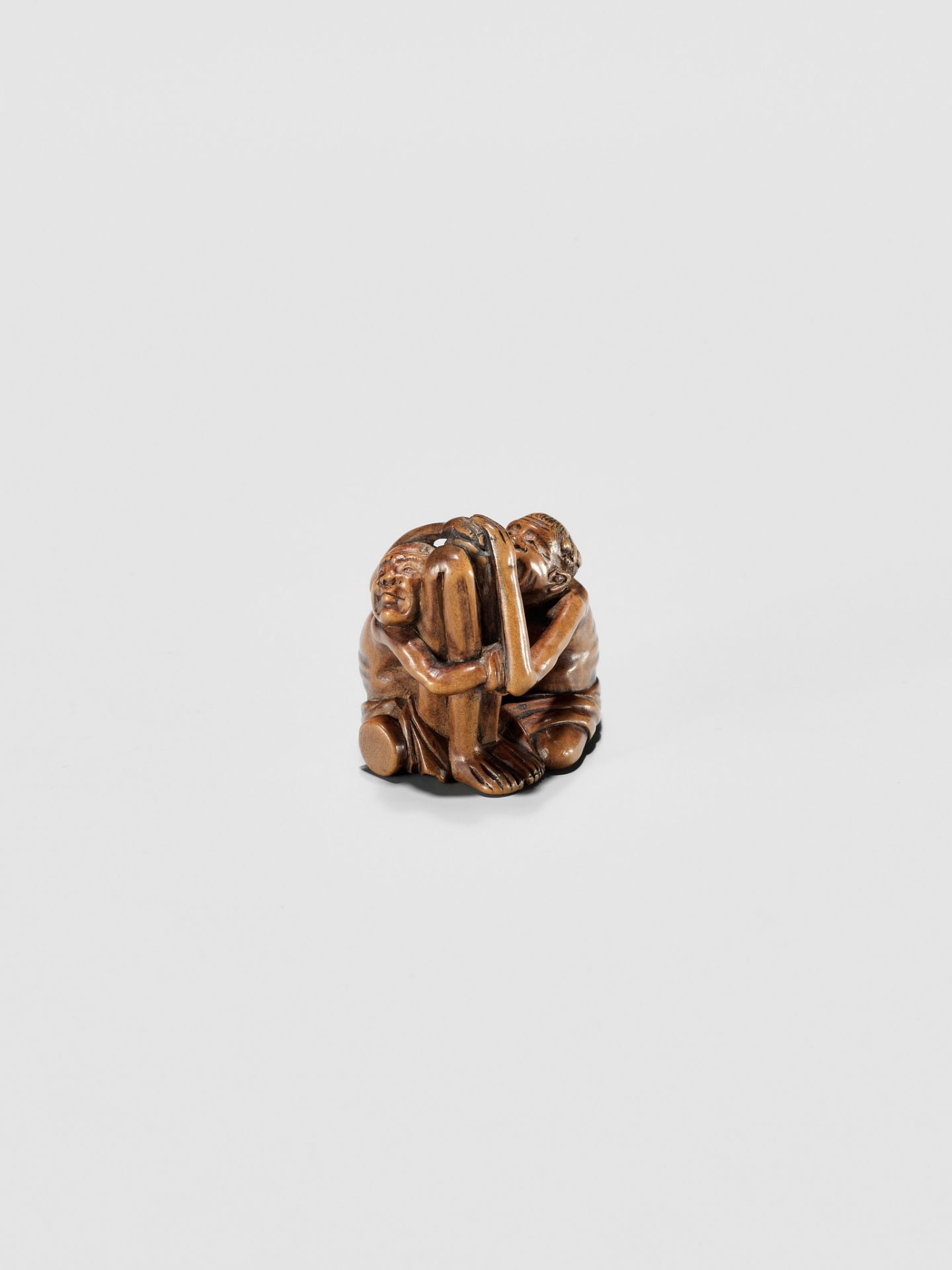 A TOMOCHIKA SCHOOL WOOD NETSUKE OF ASHINAGA AND TENAGA - Image 8 of 10