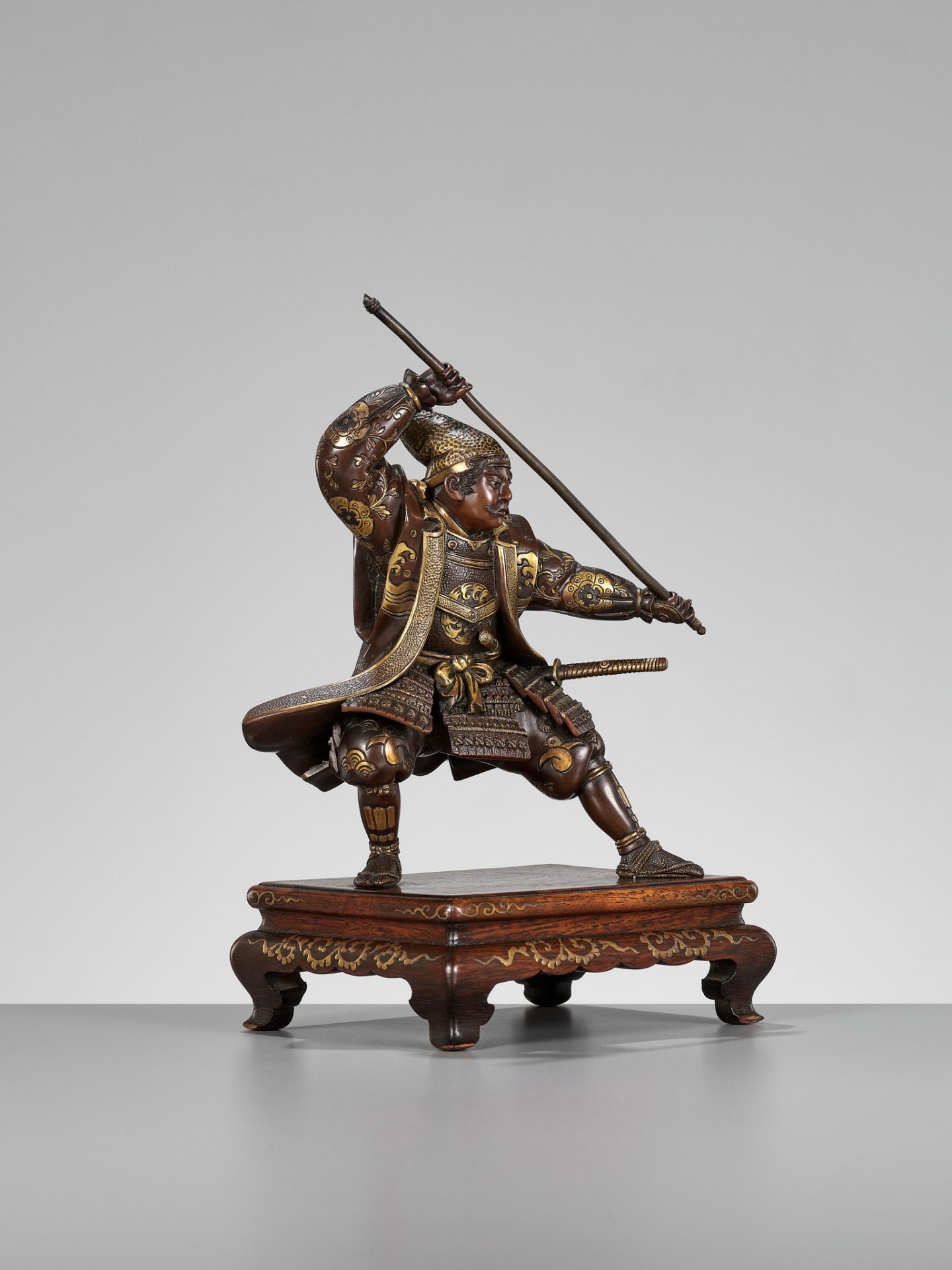 MIYAO: A PARCEL-GILT BRONZE FIGURE OF A WARRIOR - Image 10 of 12