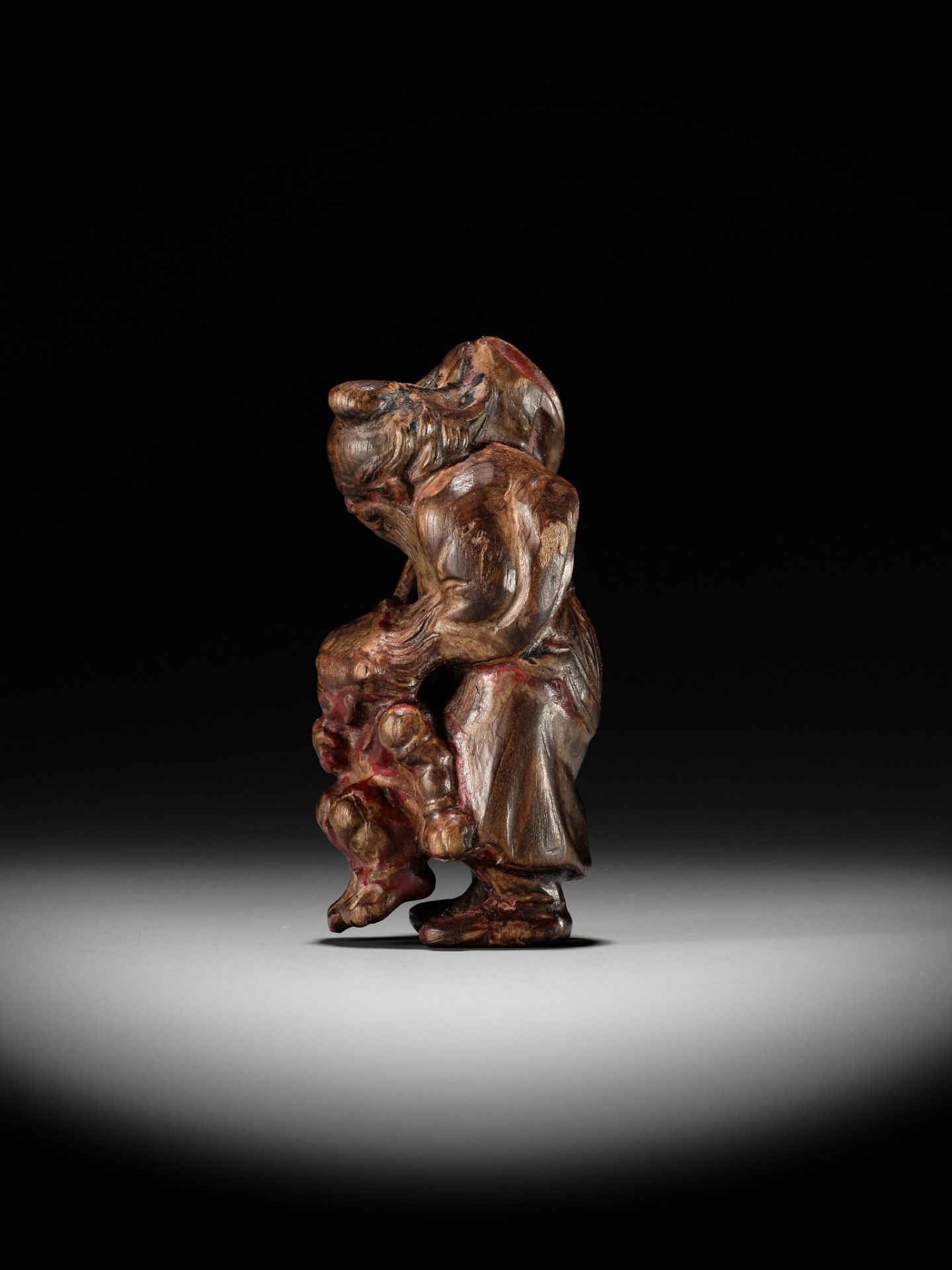 A POWERFUL SAISHIKI NETSUKE OF SHOKI AND ONI, STYLE OF YOSHIMURA SHUZAN - Image 8 of 12