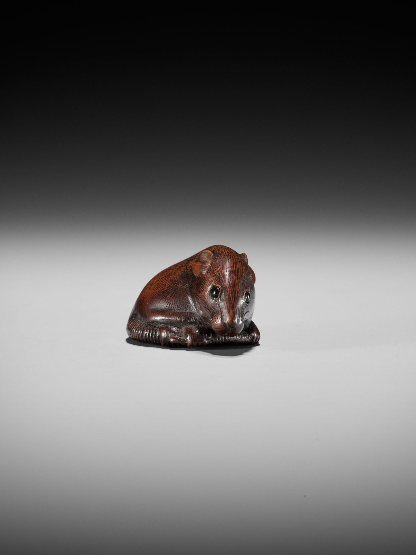 TOMOKAZU: A FINE WOOD NETSUKE OF A RAT - Image 4 of 11