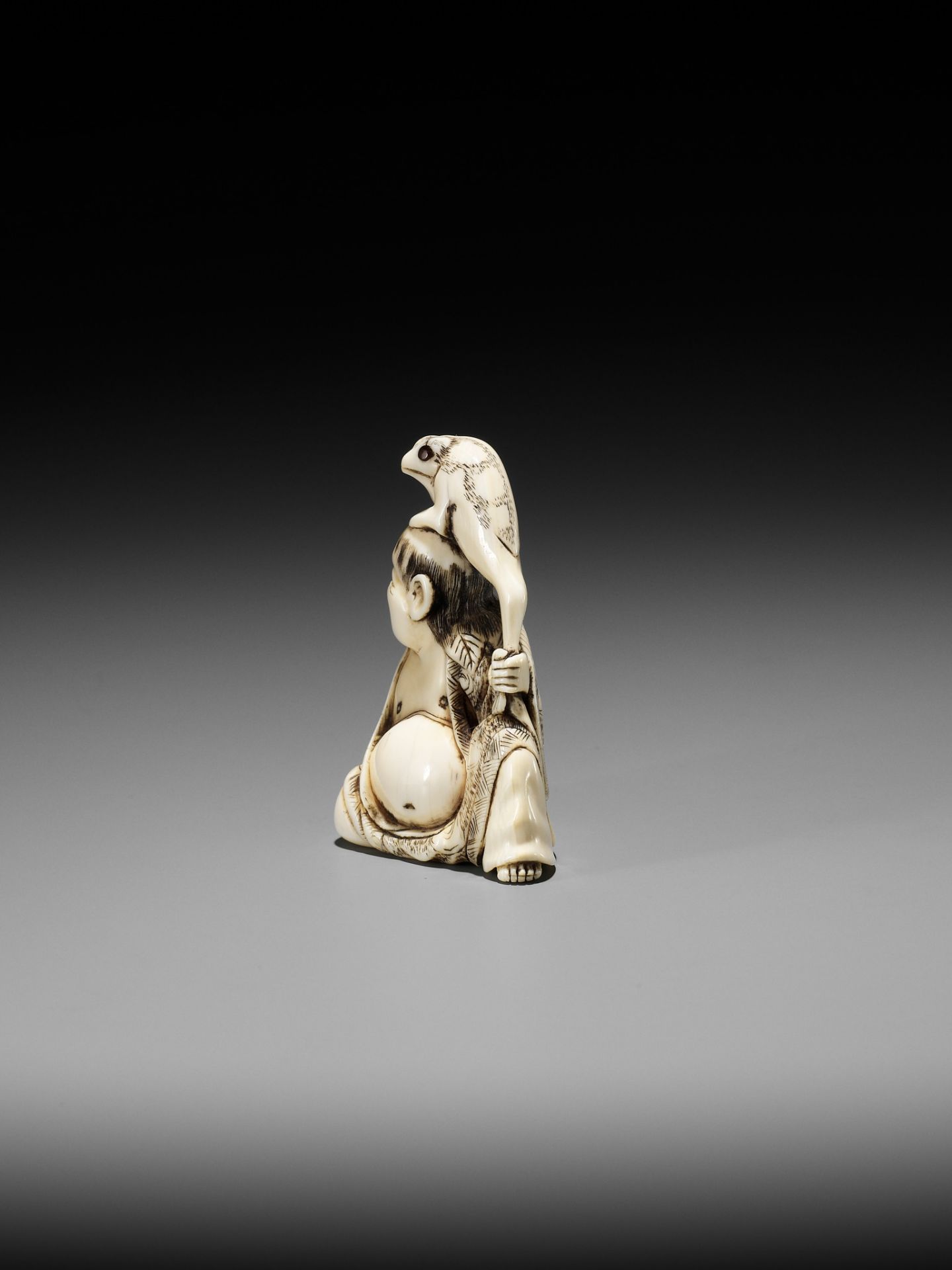 MASAMORI: AN IVORY NETSUKE OF GAMA SENNIN - Image 7 of 13