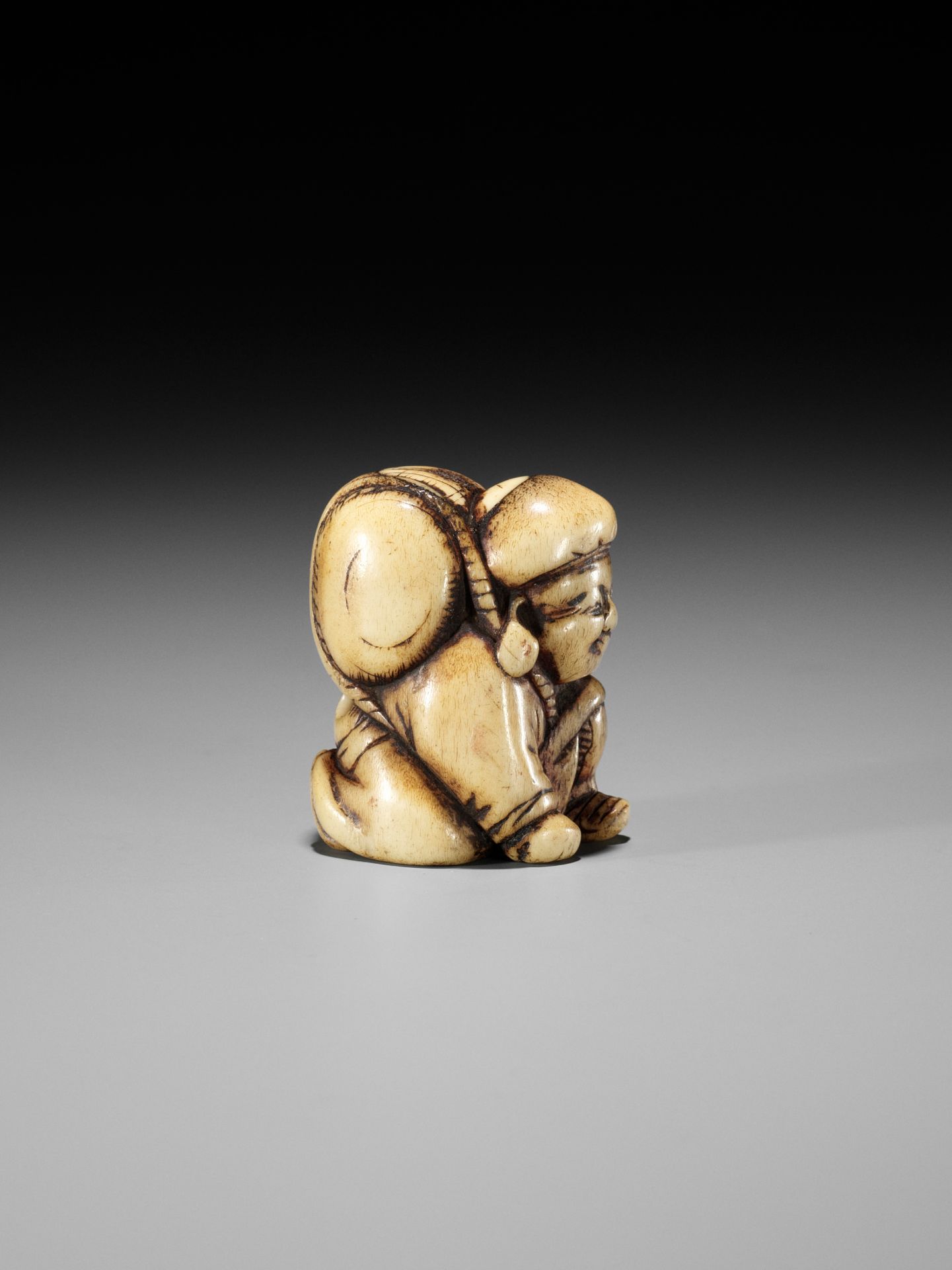 A GOOD STAG ANTLER NETSUKE OF DAIKOKU - Image 8 of 11