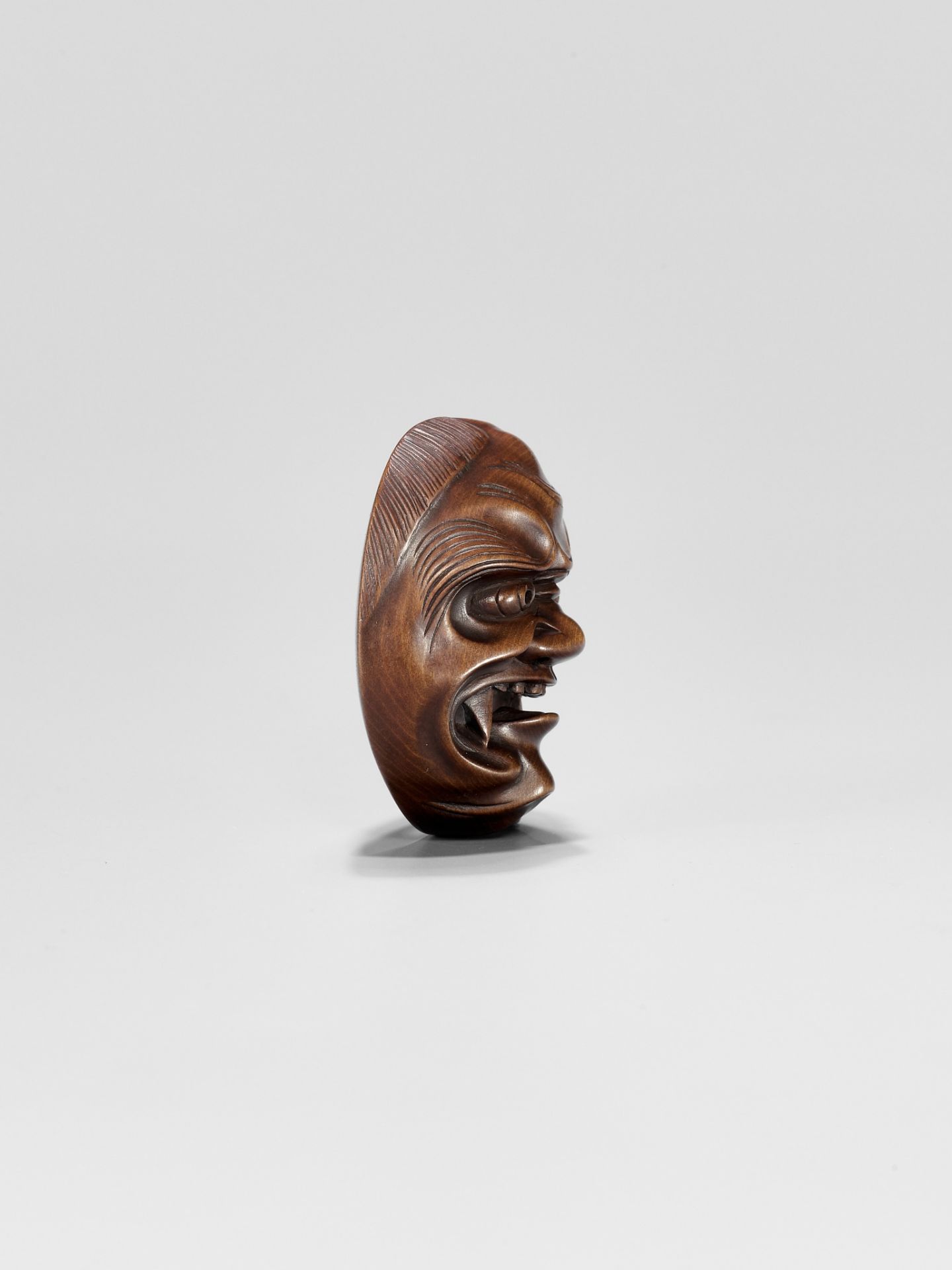 RYUZAN: A WOOD MASK NETSUKE OF SHIKAMI - Image 6 of 9